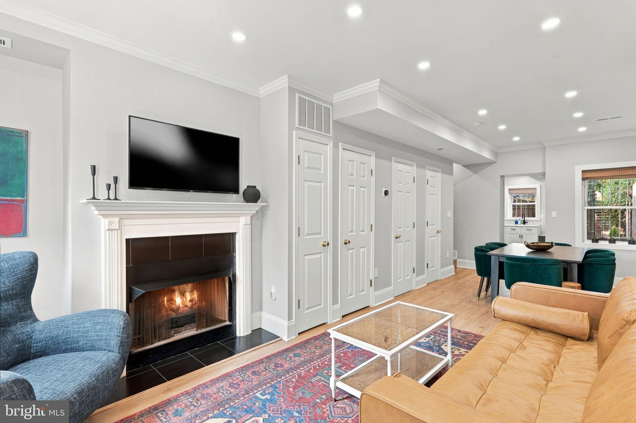 515 9TH STREET SE