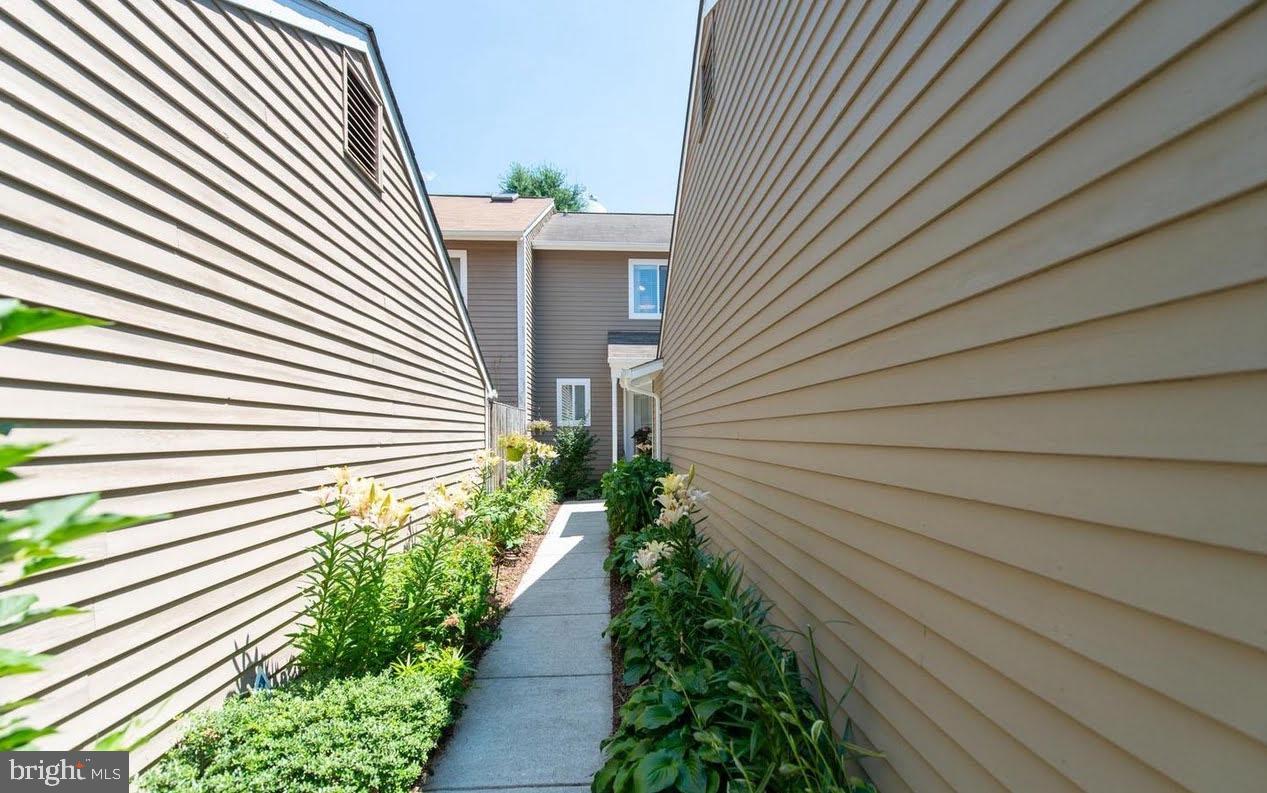 MAYS CHAPEL VILLAGE - Residential