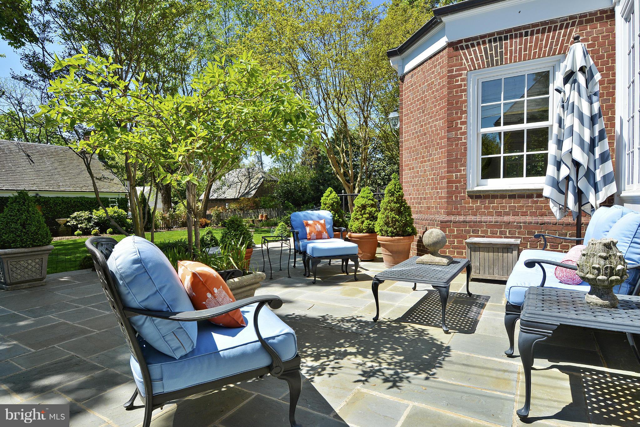 GREATER HOMELAND HISTORIC DISTRICT - Residential