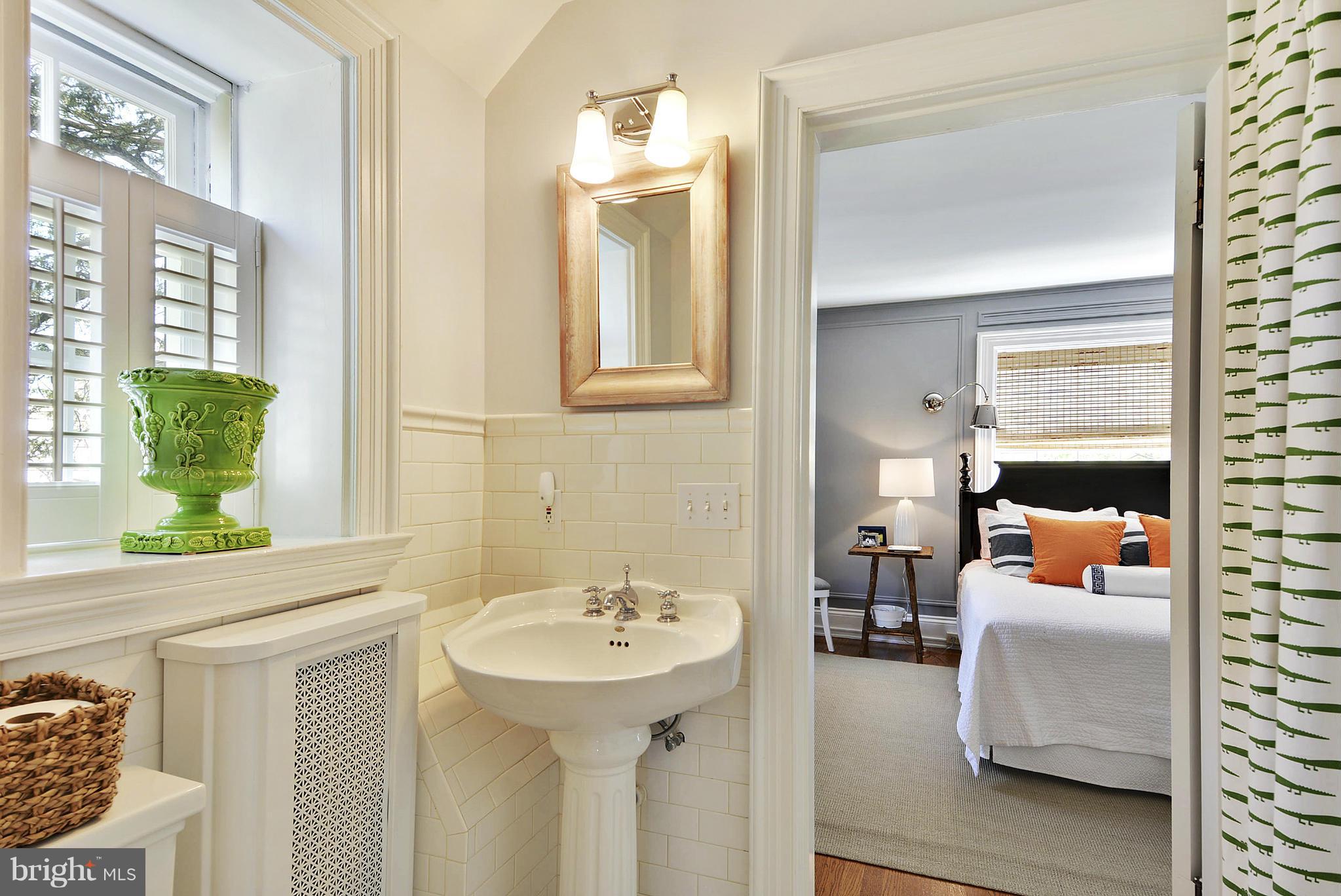 GREATER HOMELAND HISTORIC DISTRICT - Residential