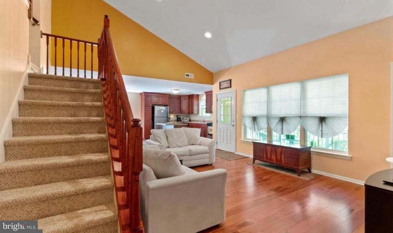 13675 PHILMONT AVENUE 00 40