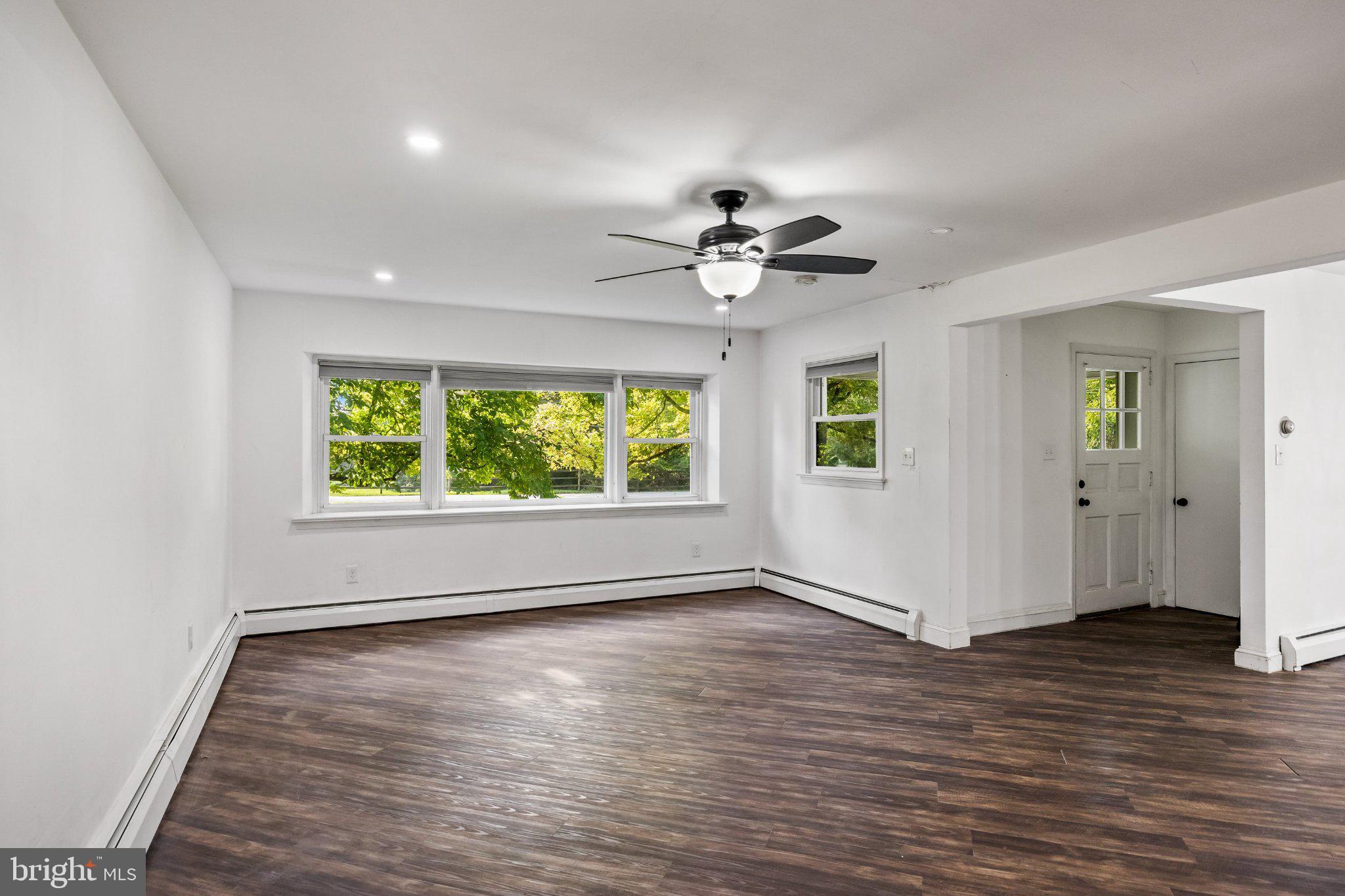 804 FOREST LANE