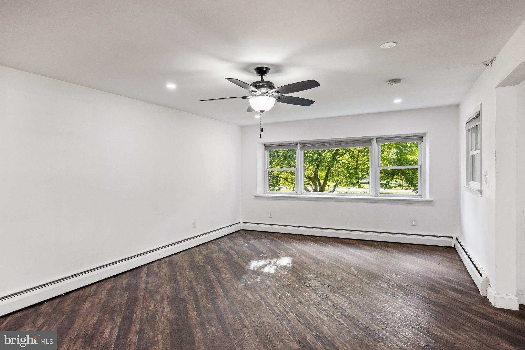 804 FOREST LANE