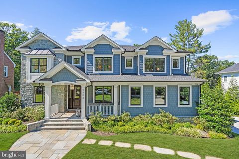 Photo of 5803 ABERDEEN RD, BETHESDA, MD 20817 (MLS # MDMC2079382) Photo of 5803 ABERDEEN RD, BETHESDA, MD 20817 (MLS # MDMC2079382)