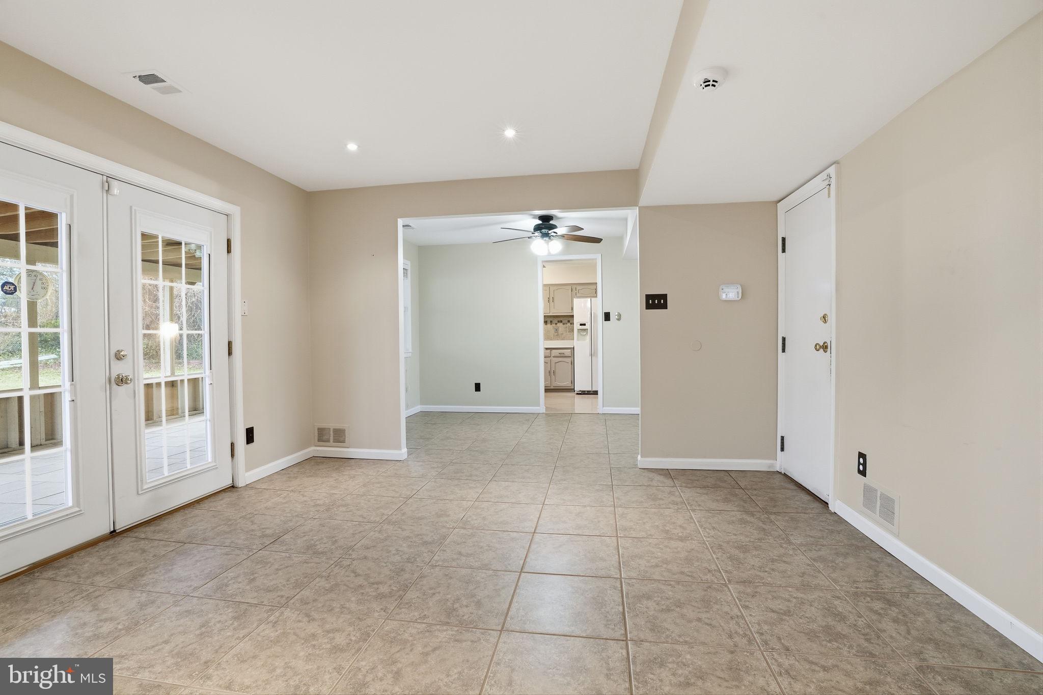 NESHAMINY VALLEY - Residential