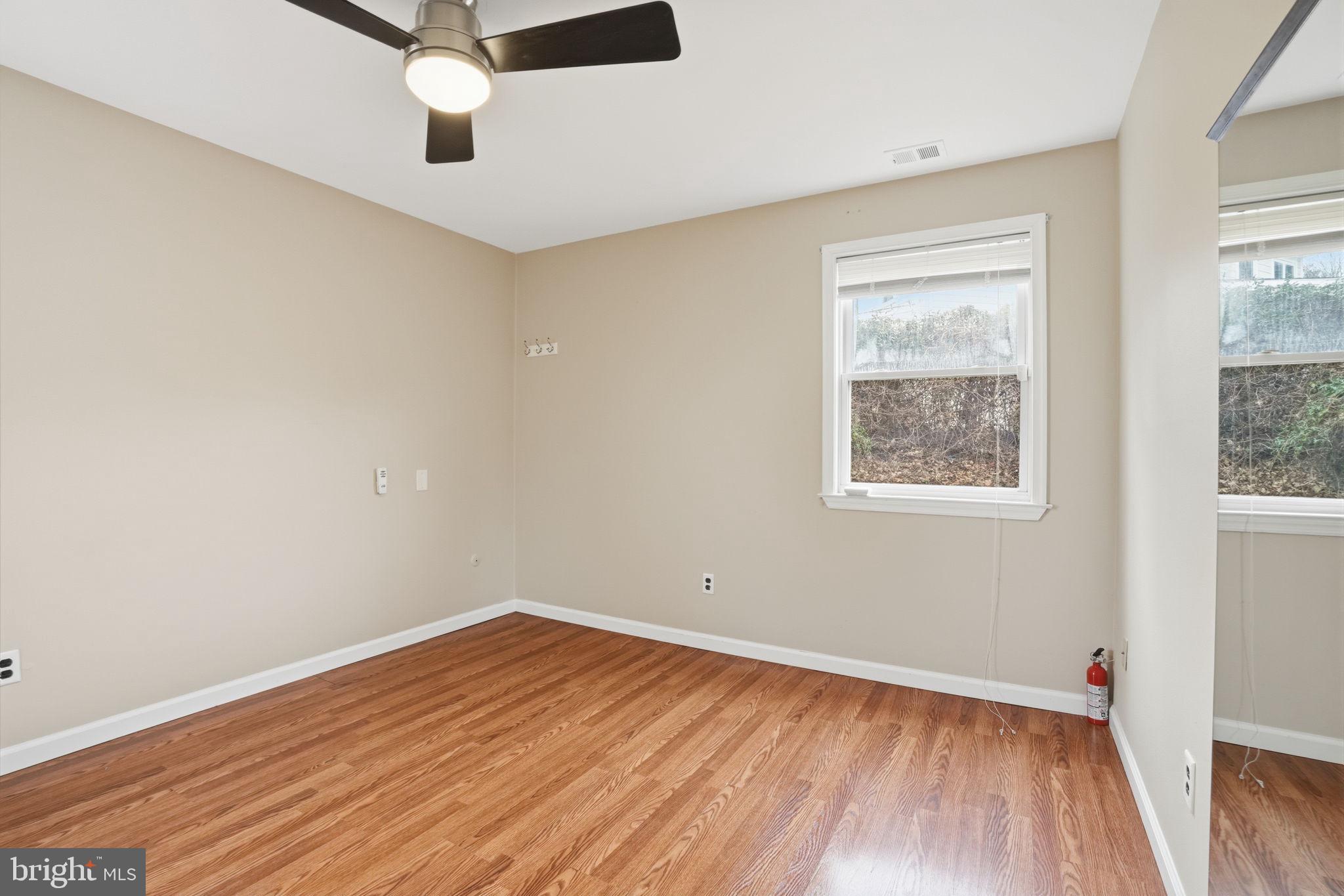 NESHAMINY VALLEY - Residential