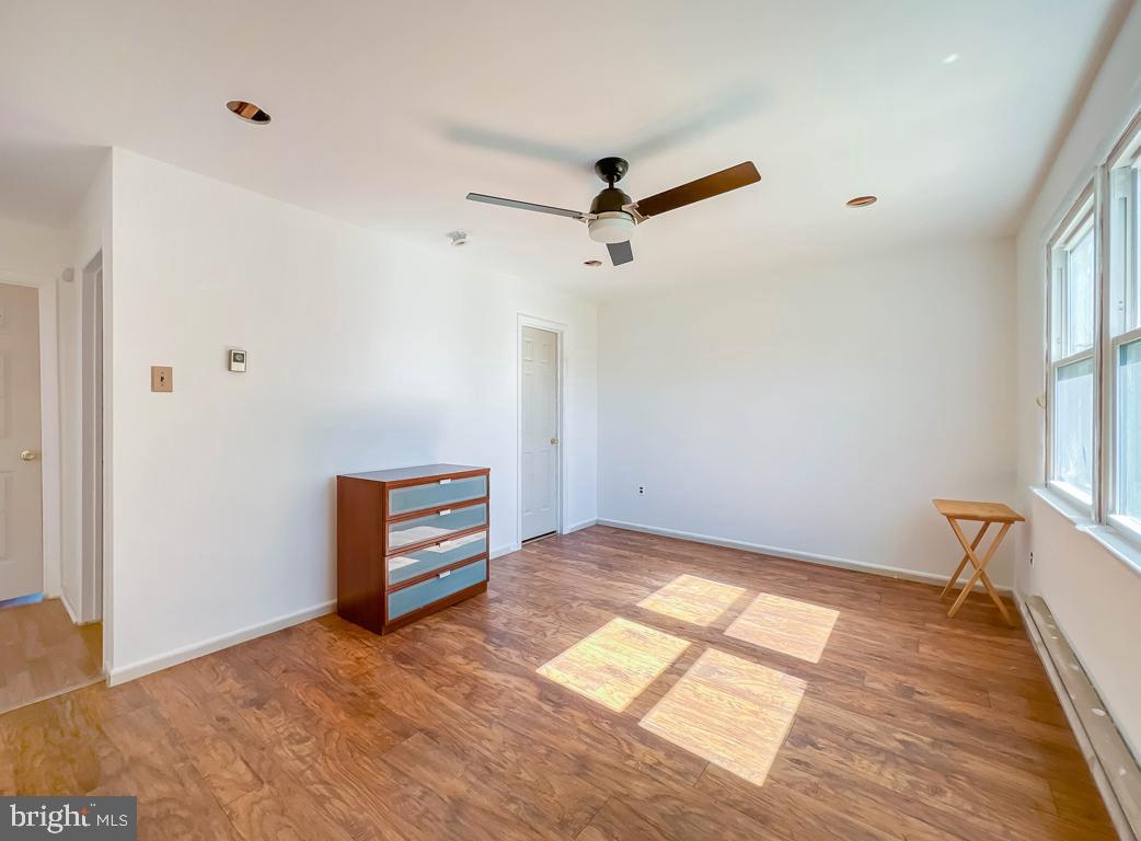 COLLEGE PARK - Residential