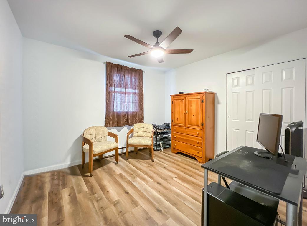 COLLEGE PARK - Residential