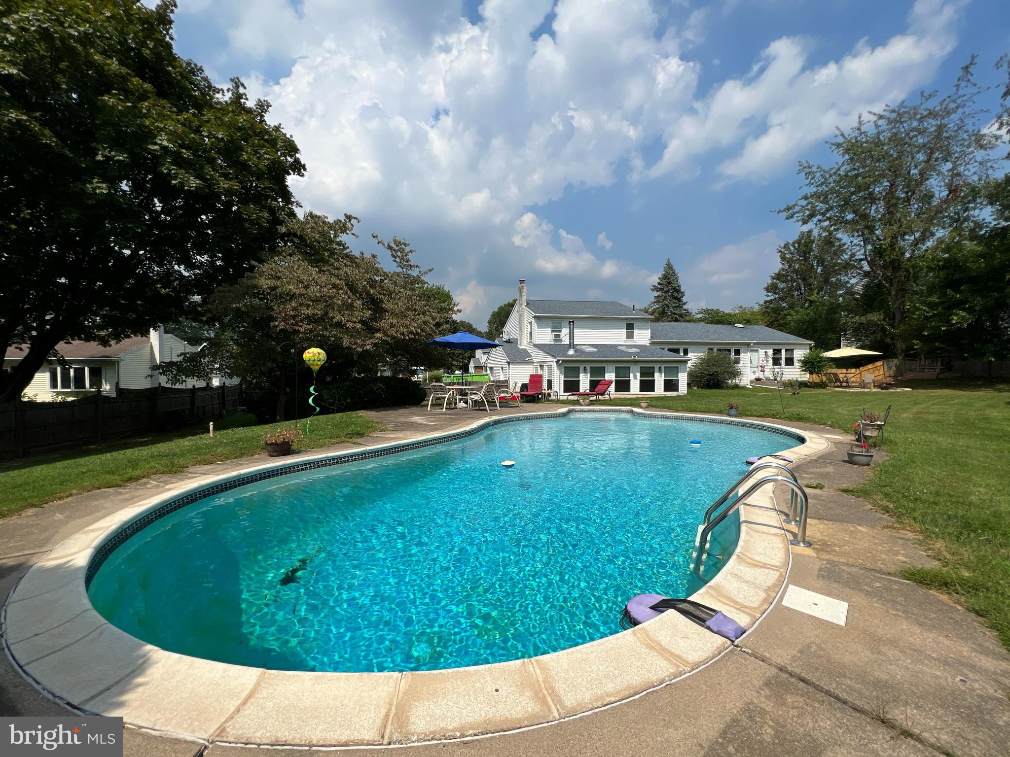 COLLEGE PARK - Residential