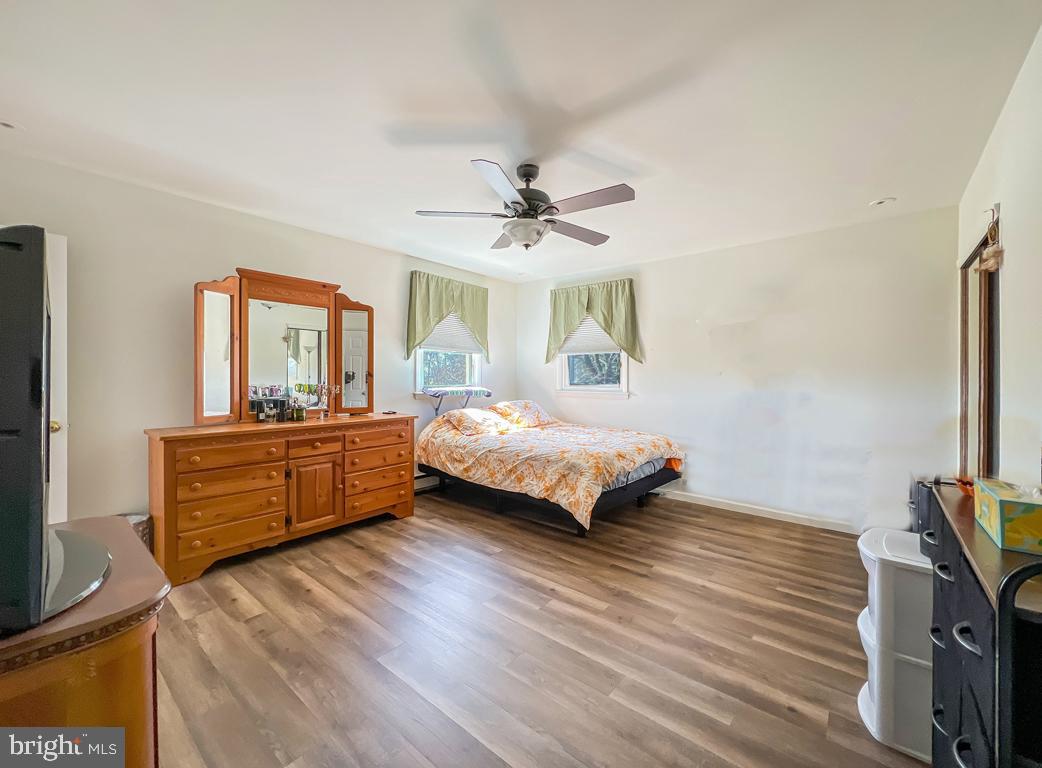 COLLEGE PARK - Residential