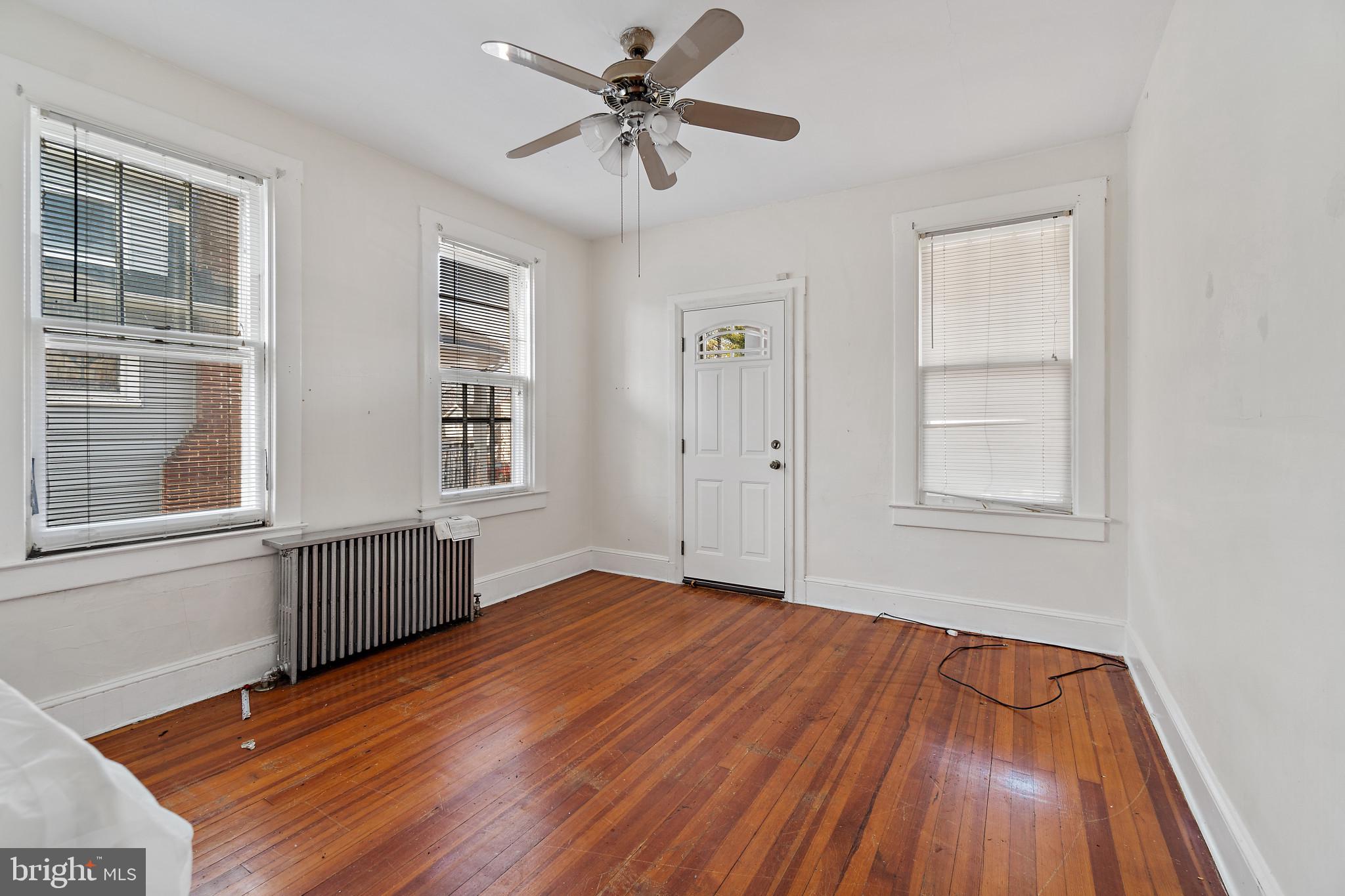 HAMILTON HEIGHTS - Residential Income