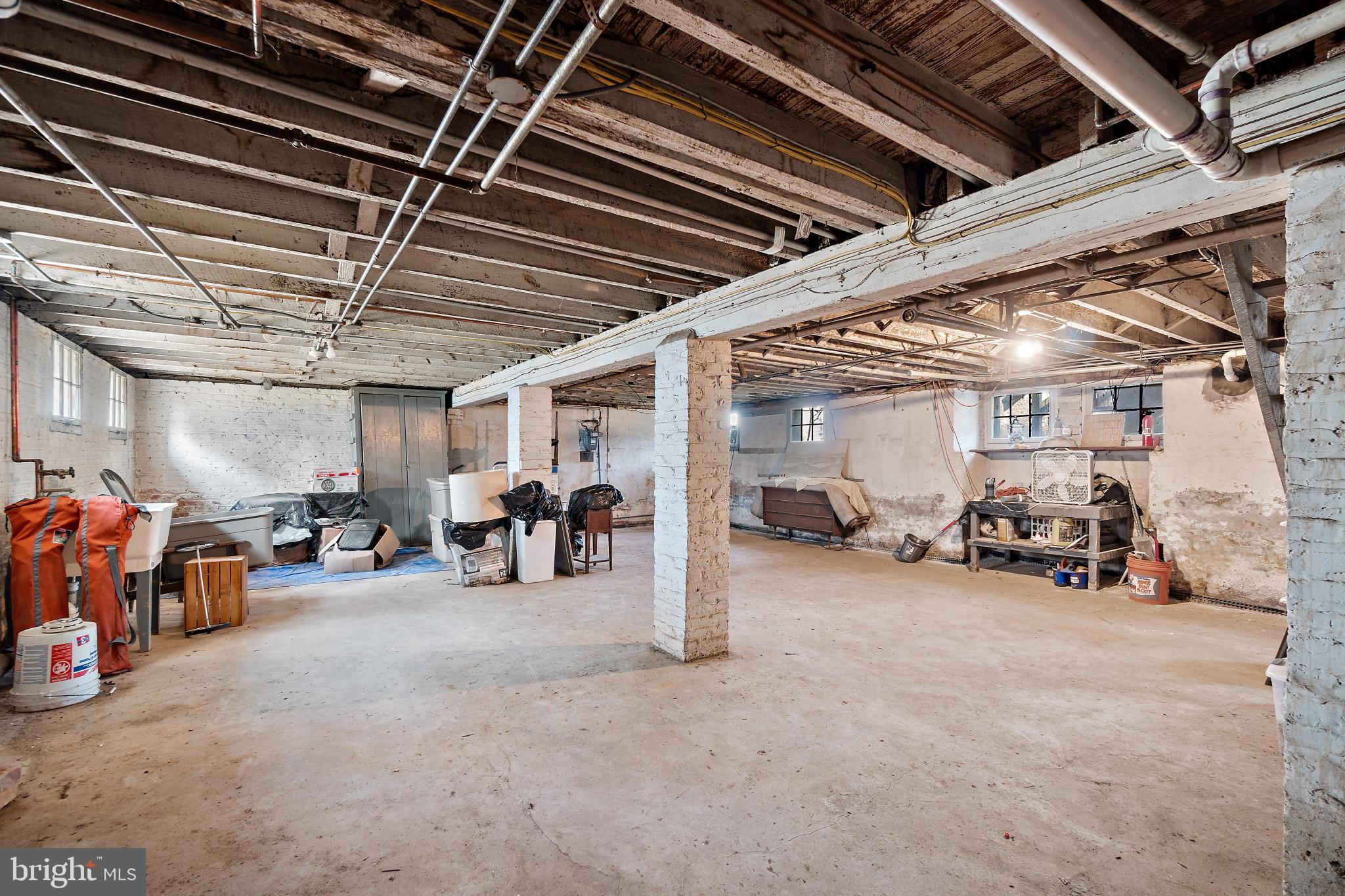 HAMILTON HEIGHTS - Residential Income