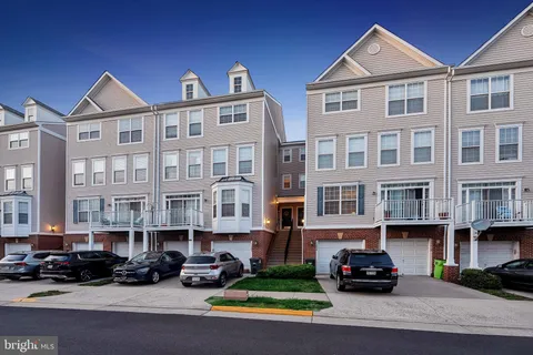 MLS: VAFX2237716