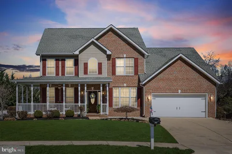 121 Carnmore Drive, Winchester, VA MLS: VAFV2033164