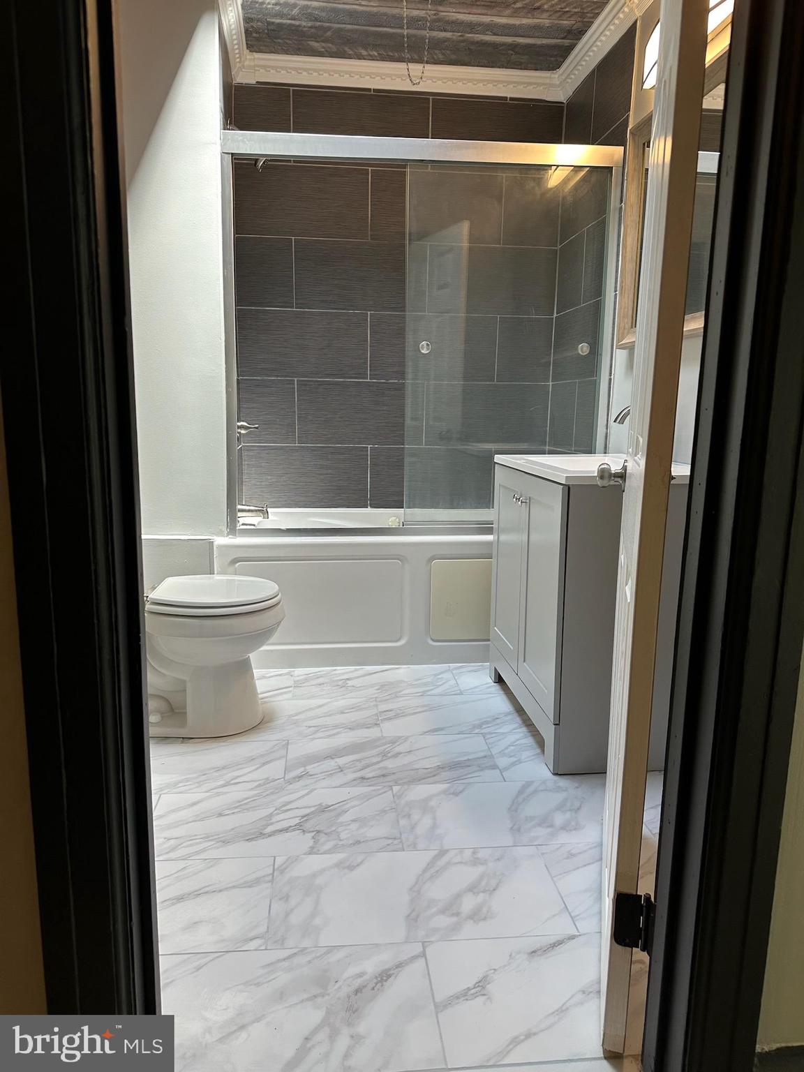 MAYFAIR - Residential