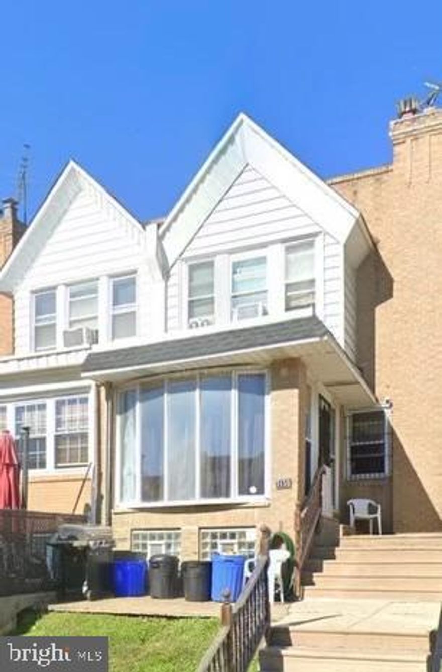 Welcome to 7150 Marsden Street! This lovely home has been updated with nice modern details throughout. From the ceiling with the sky light to the bathroom you will find yourself lost in comfort. Located in Mayfair this home is conveniantly located to all things. Book your showing today!