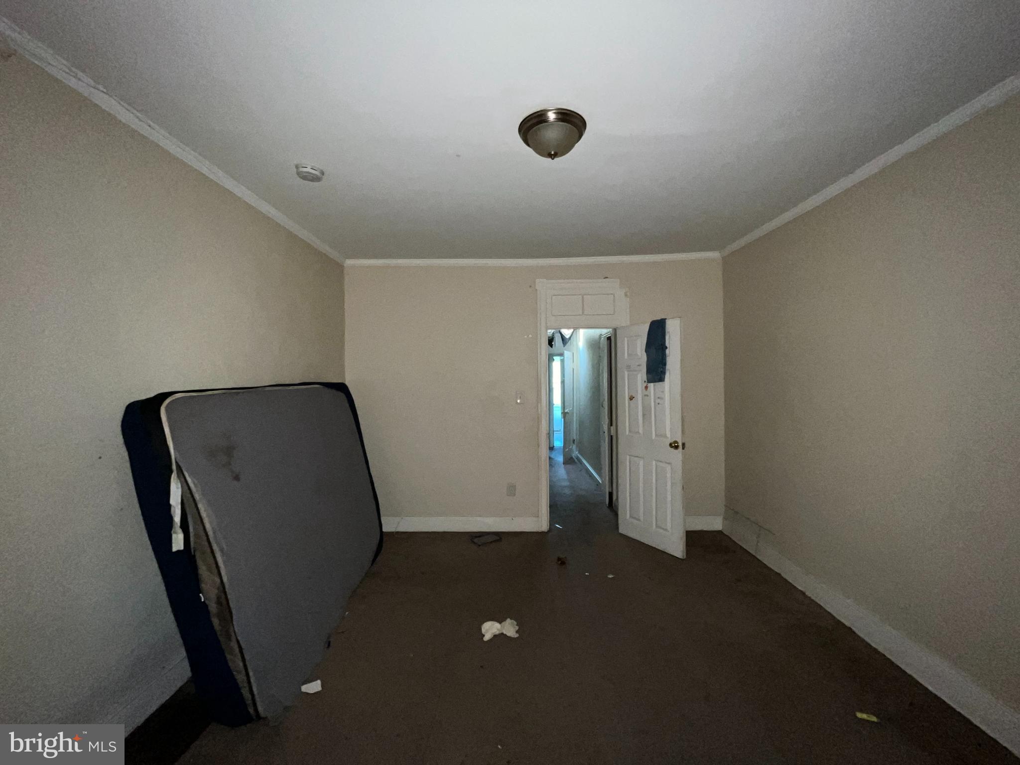 MILL HILL - Residential