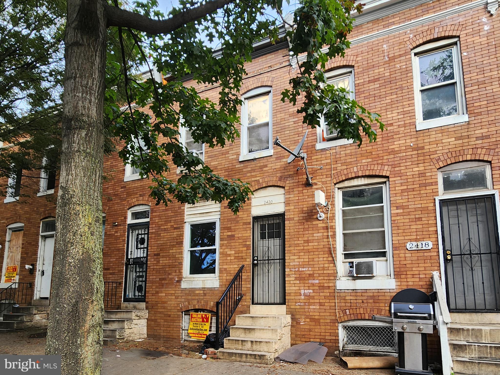 MILL HILL - Residential