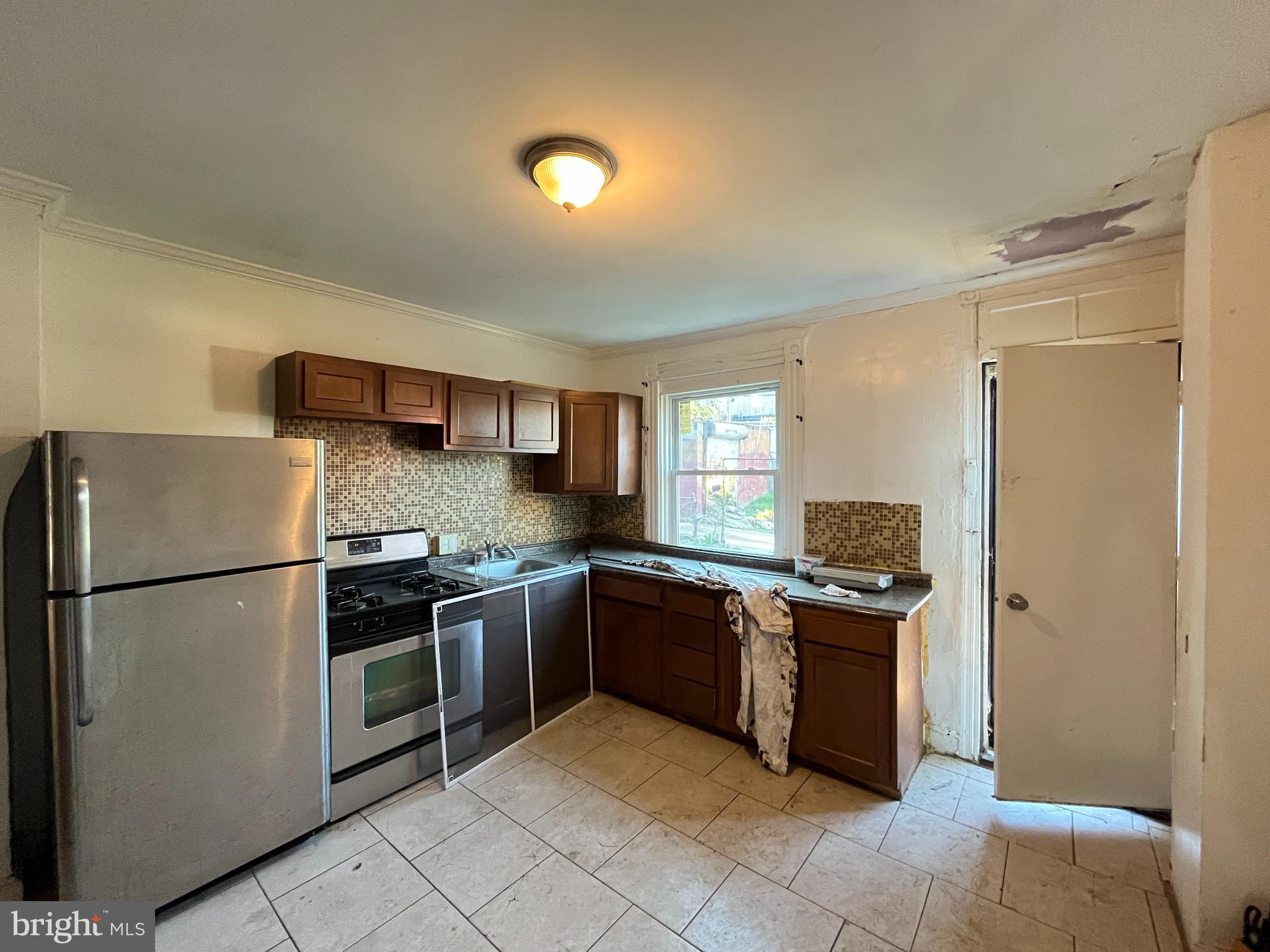 MILL HILL - Residential