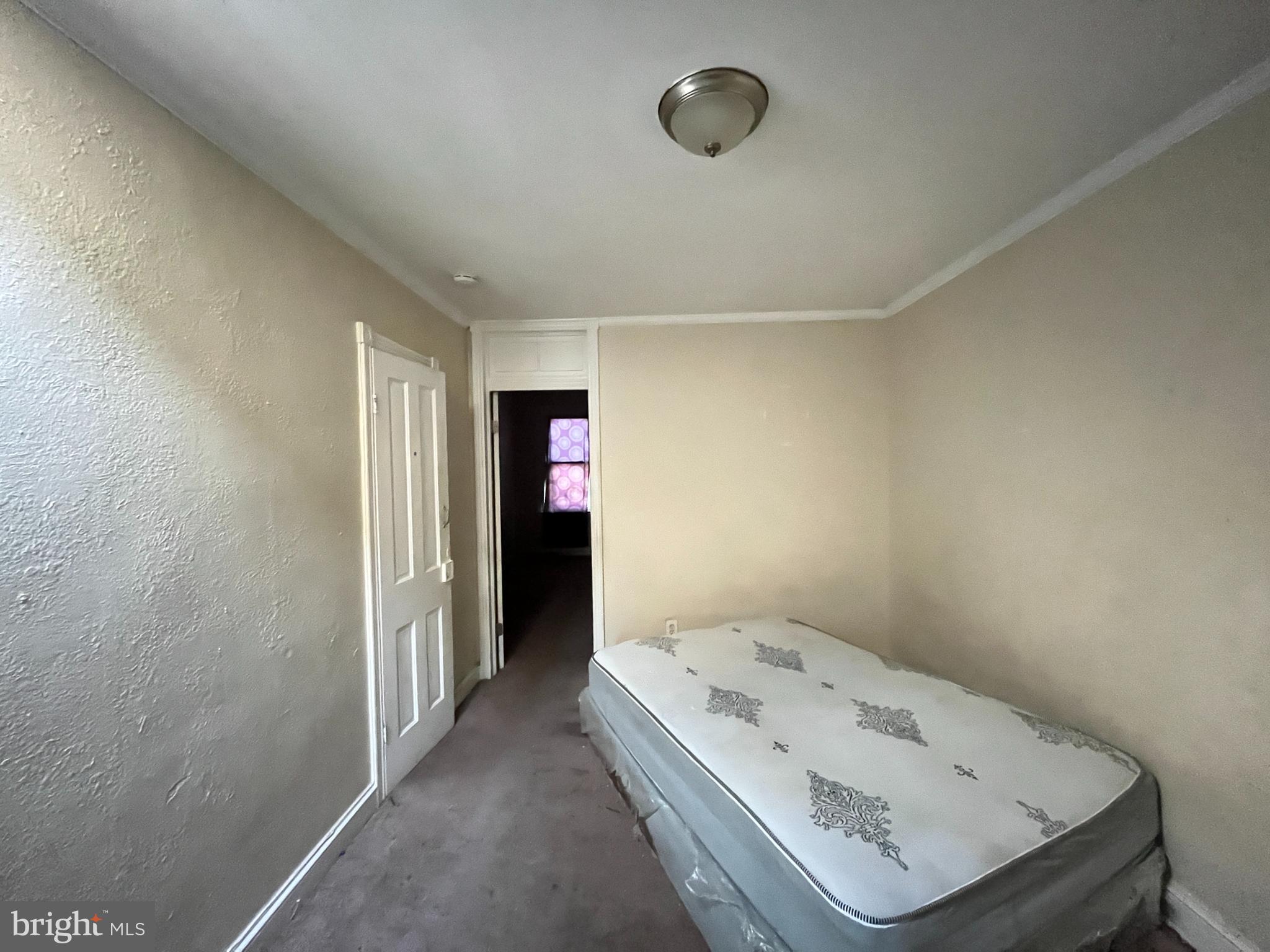 MILL HILL - Residential