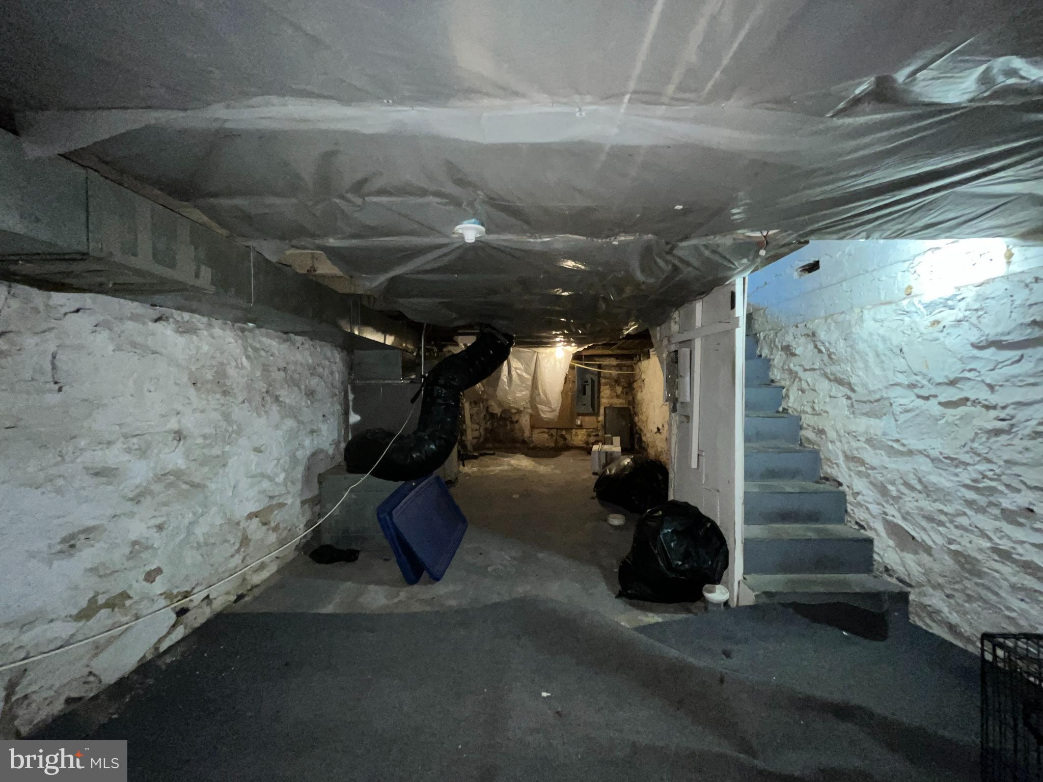 MILL HILL - Residential