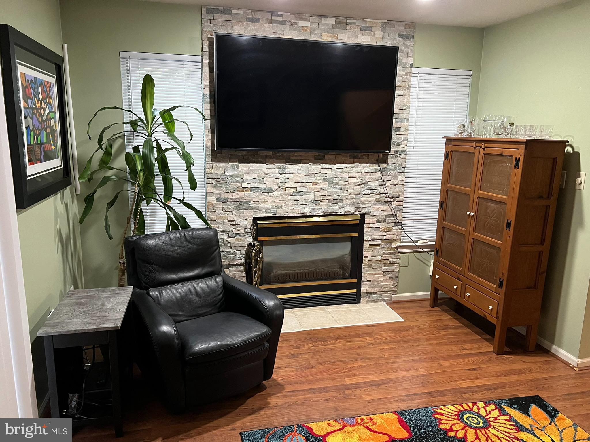 SPRUCE MILL - Residential Lease