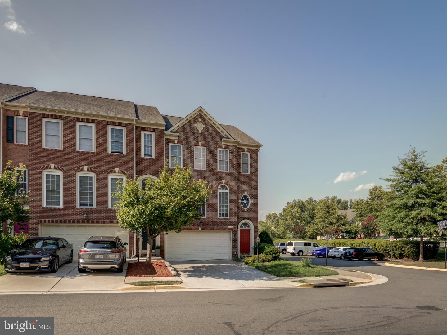 8410 CHAUCER HOUSE COURT