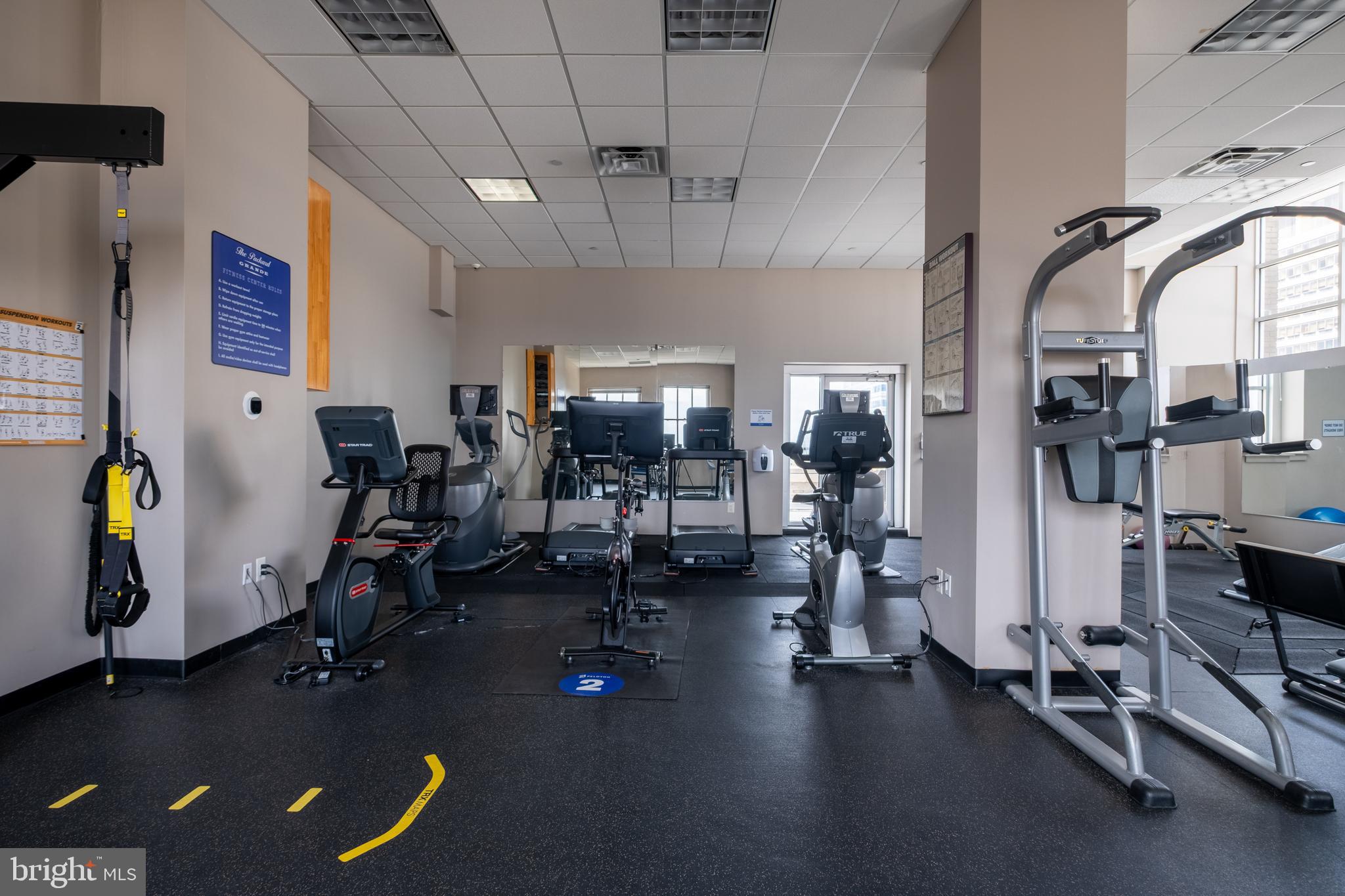 PACKARD GRANDE - Residential