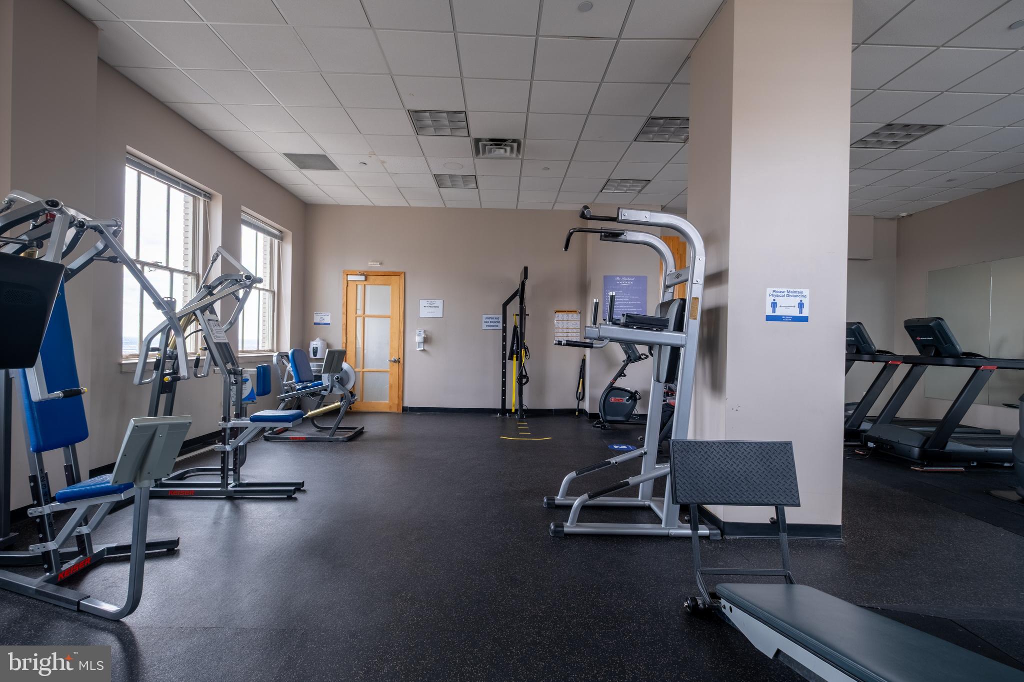 PACKARD GRANDE - Residential