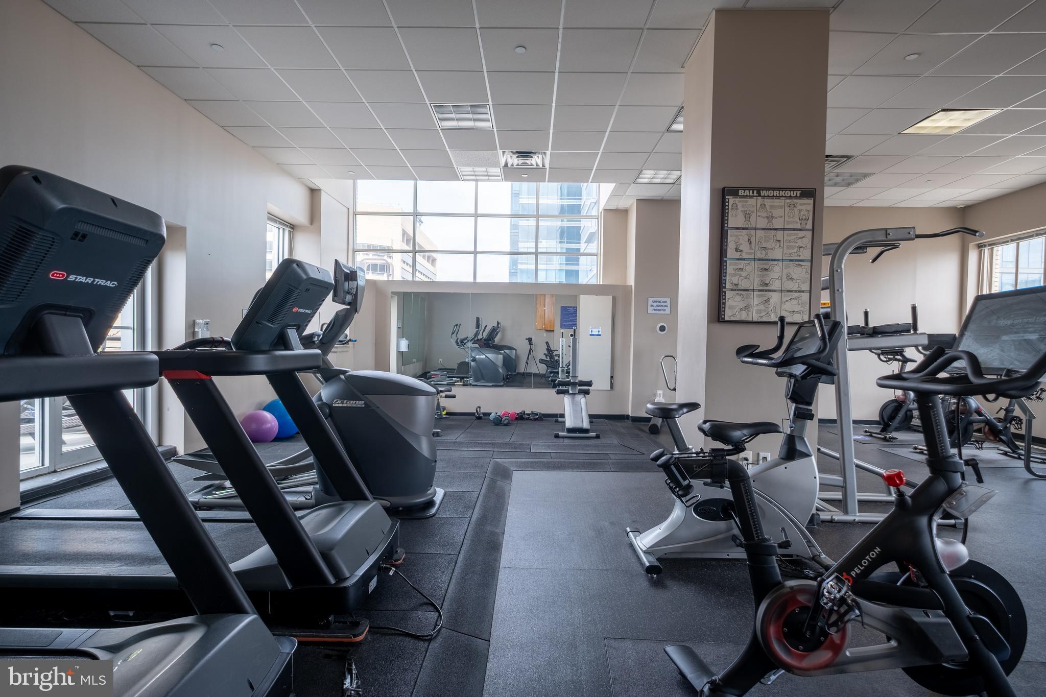 PACKARD GRANDE - Residential