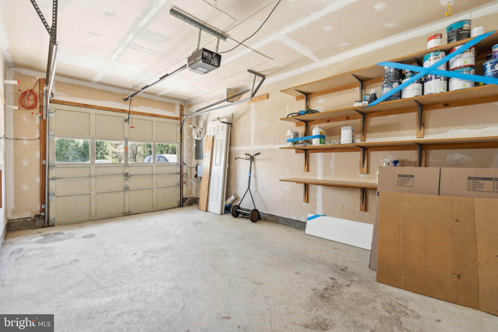 WATERFORD - Residential Lease