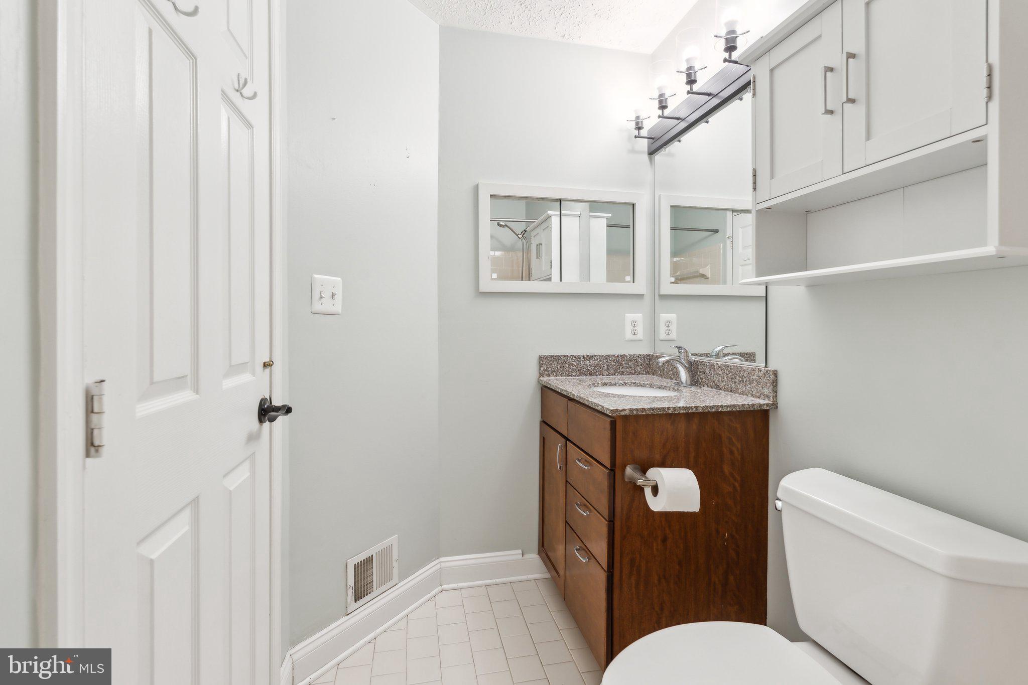 WATERFORD - Residential Lease