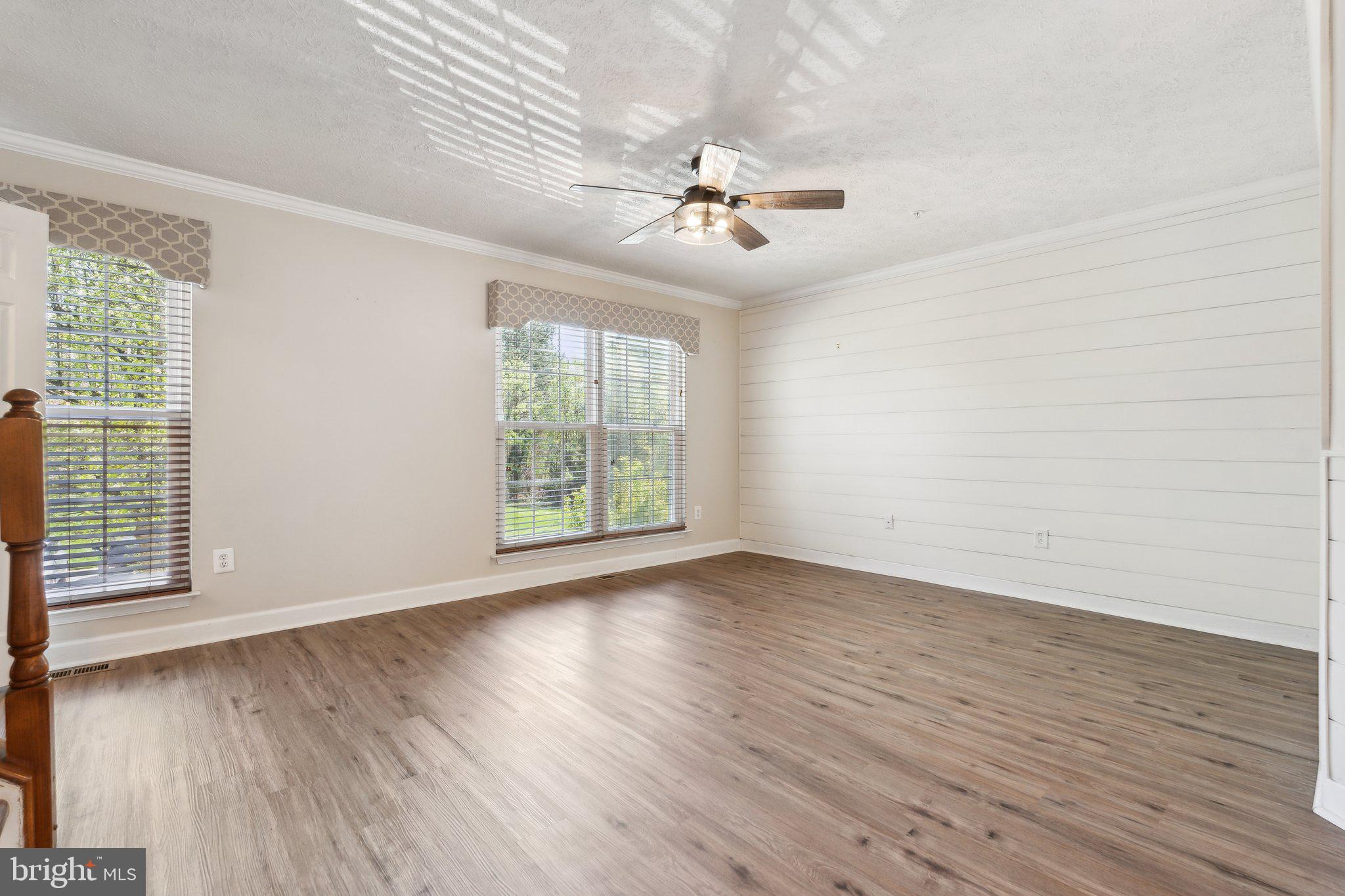 WATERFORD - Residential Lease