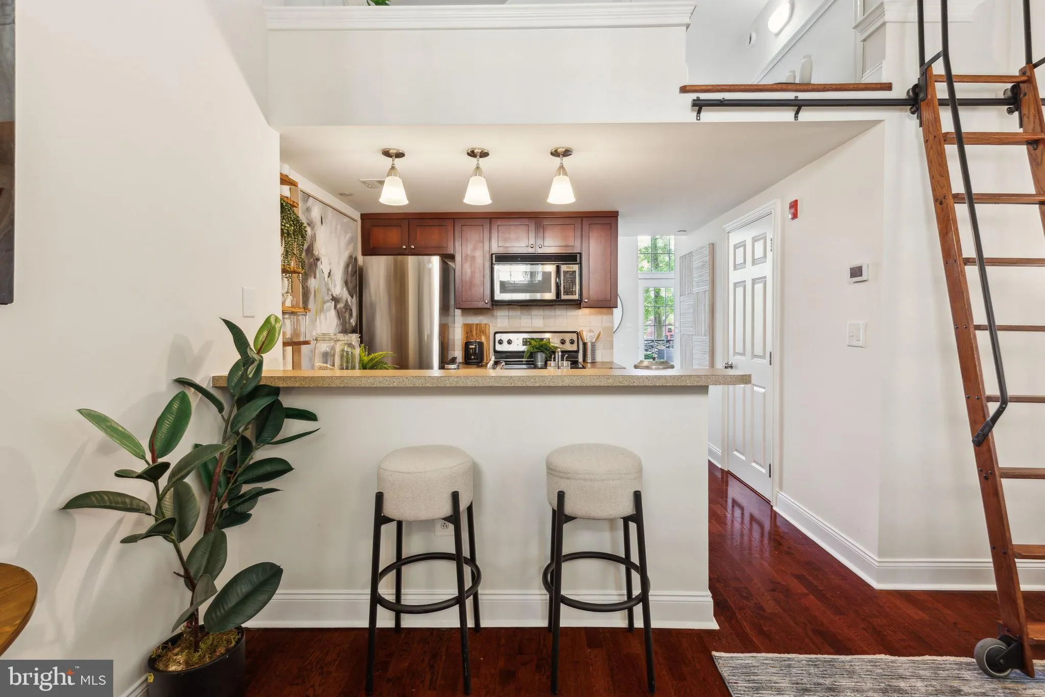 Philadelphia, Pennsylvania 19146, United States, 1 Bedroom Bedrooms, ,1 BathroomBathrooms,Residential,Contingent,127664