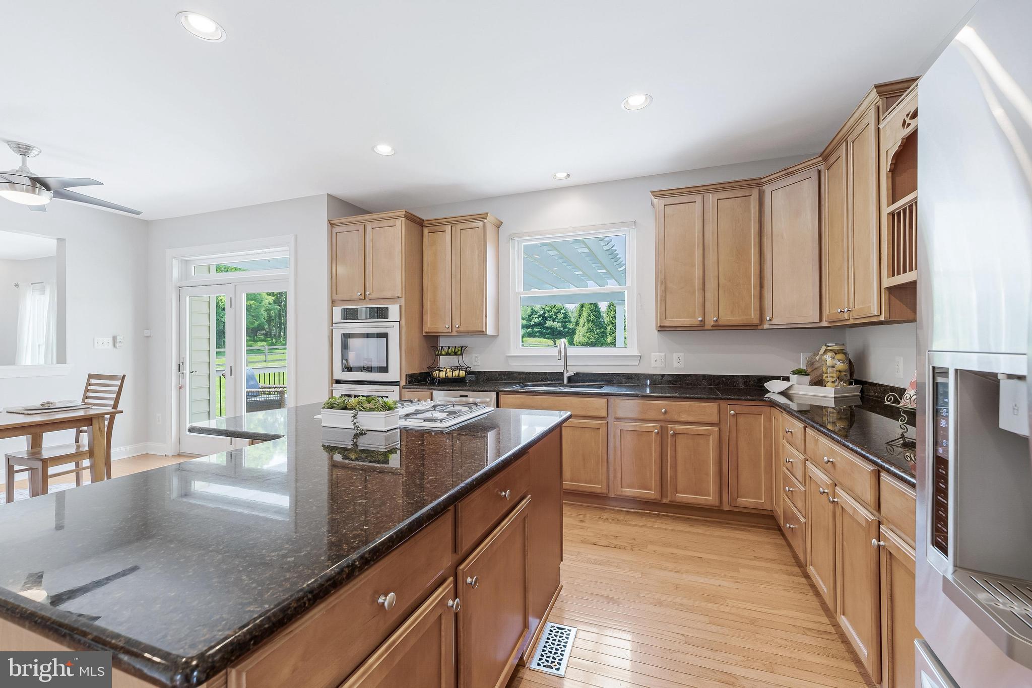 DUTCHMANS CREEK HAMLET - Residential