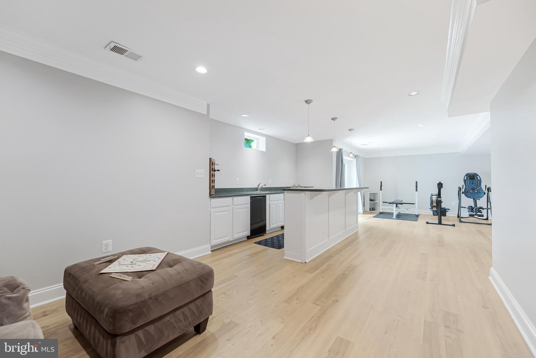 DUTCHMANS CREEK HAMLET - Residential