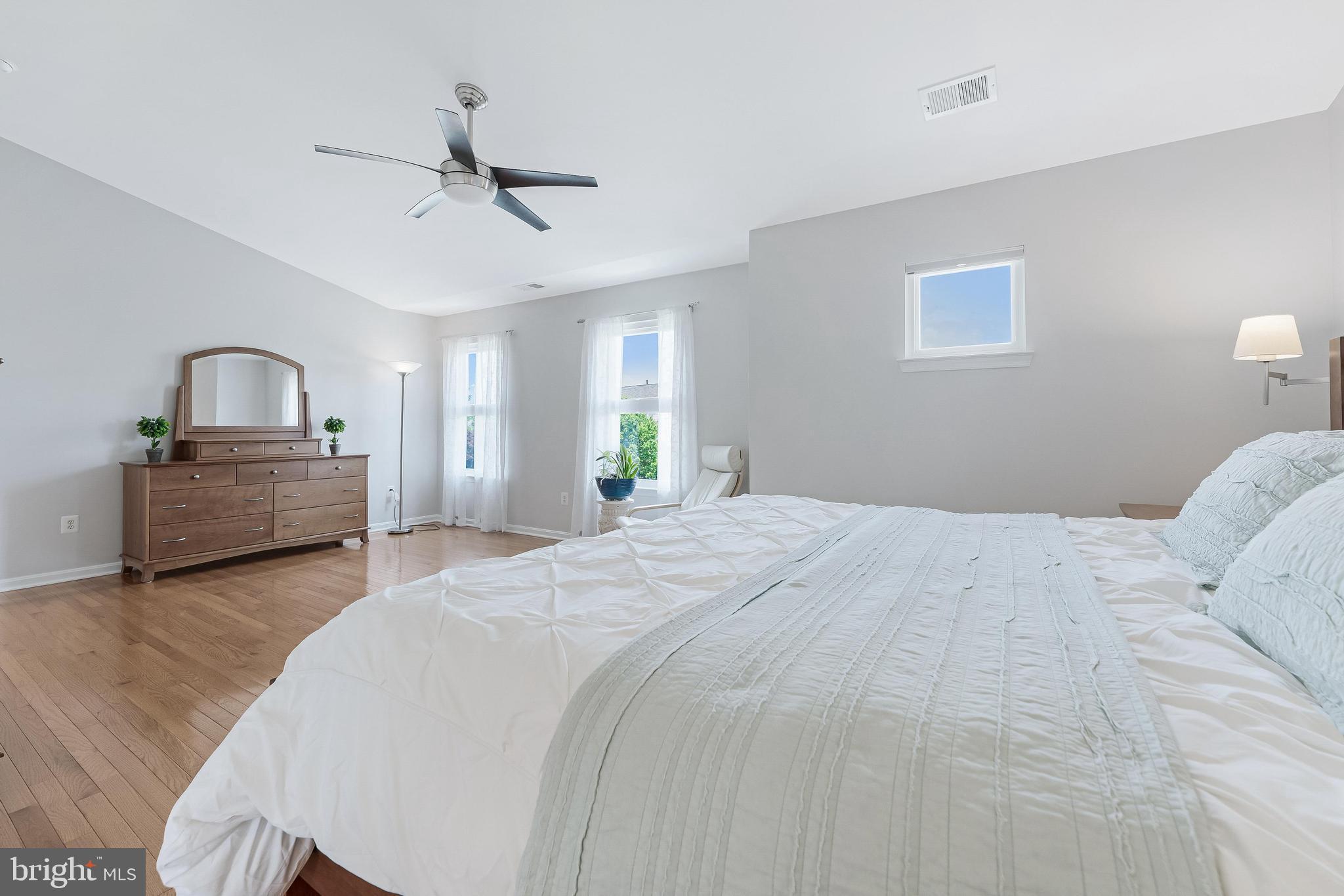 DUTCHMANS CREEK HAMLET - Residential