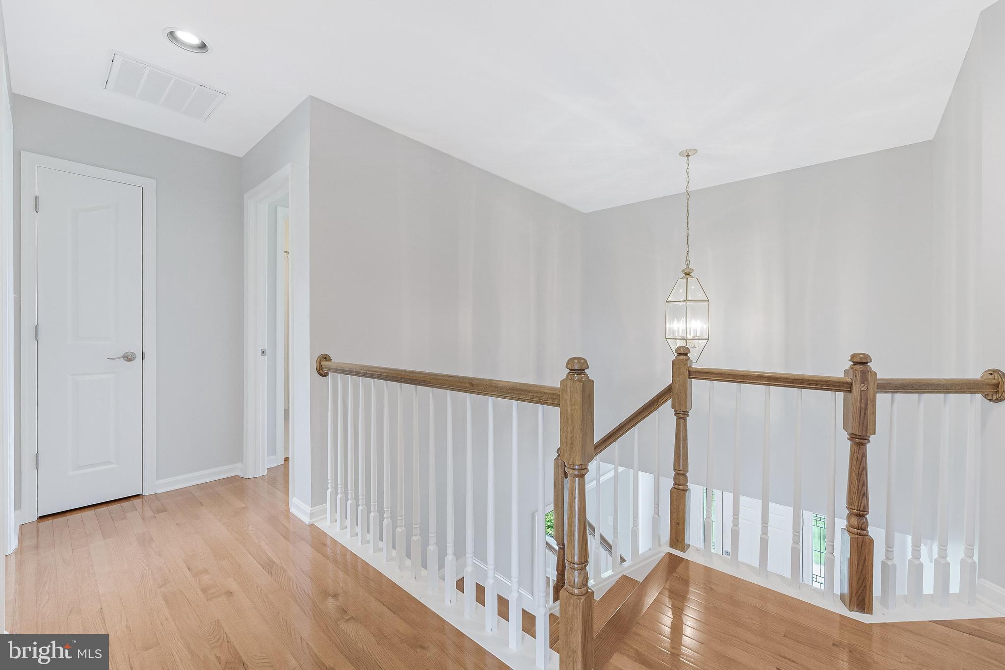 DUTCHMANS CREEK HAMLET - Residential