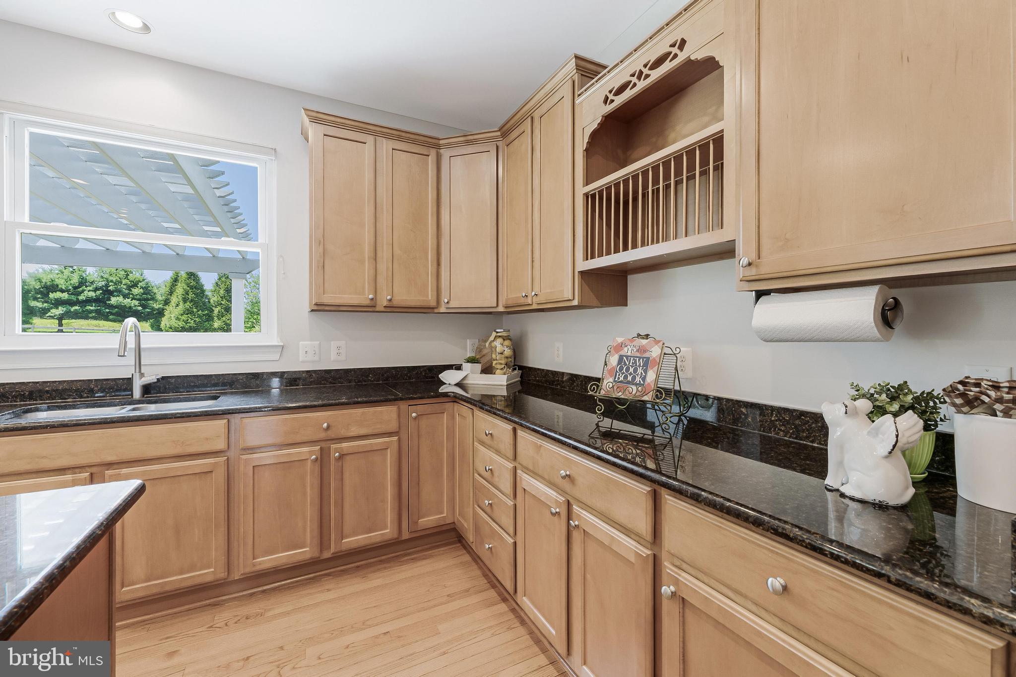 DUTCHMANS CREEK HAMLET - Residential