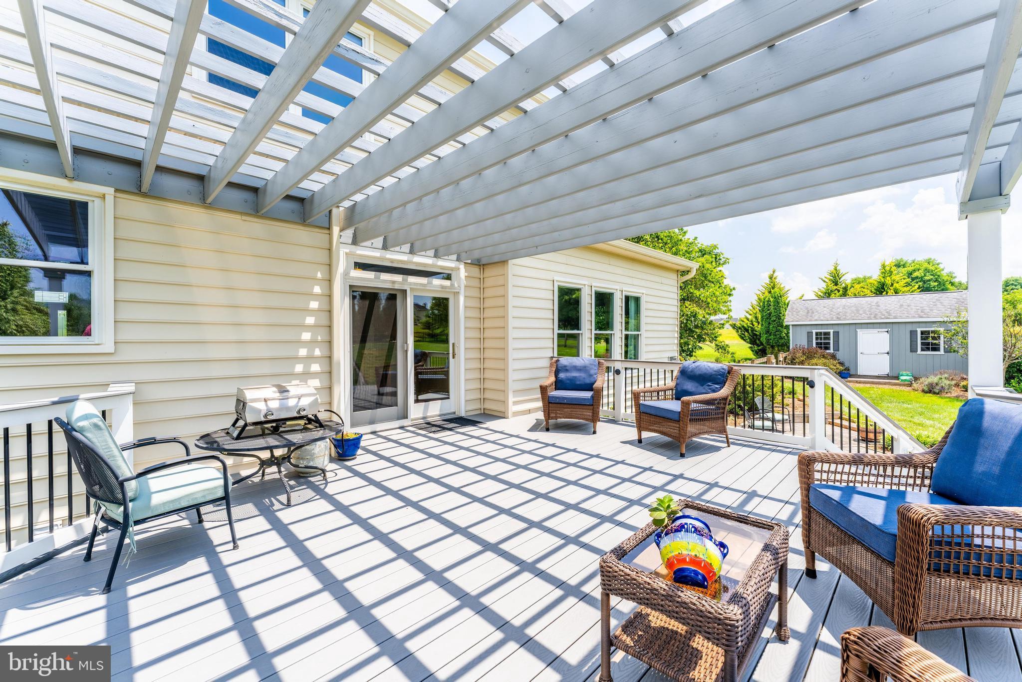 DUTCHMANS CREEK HAMLET - Residential