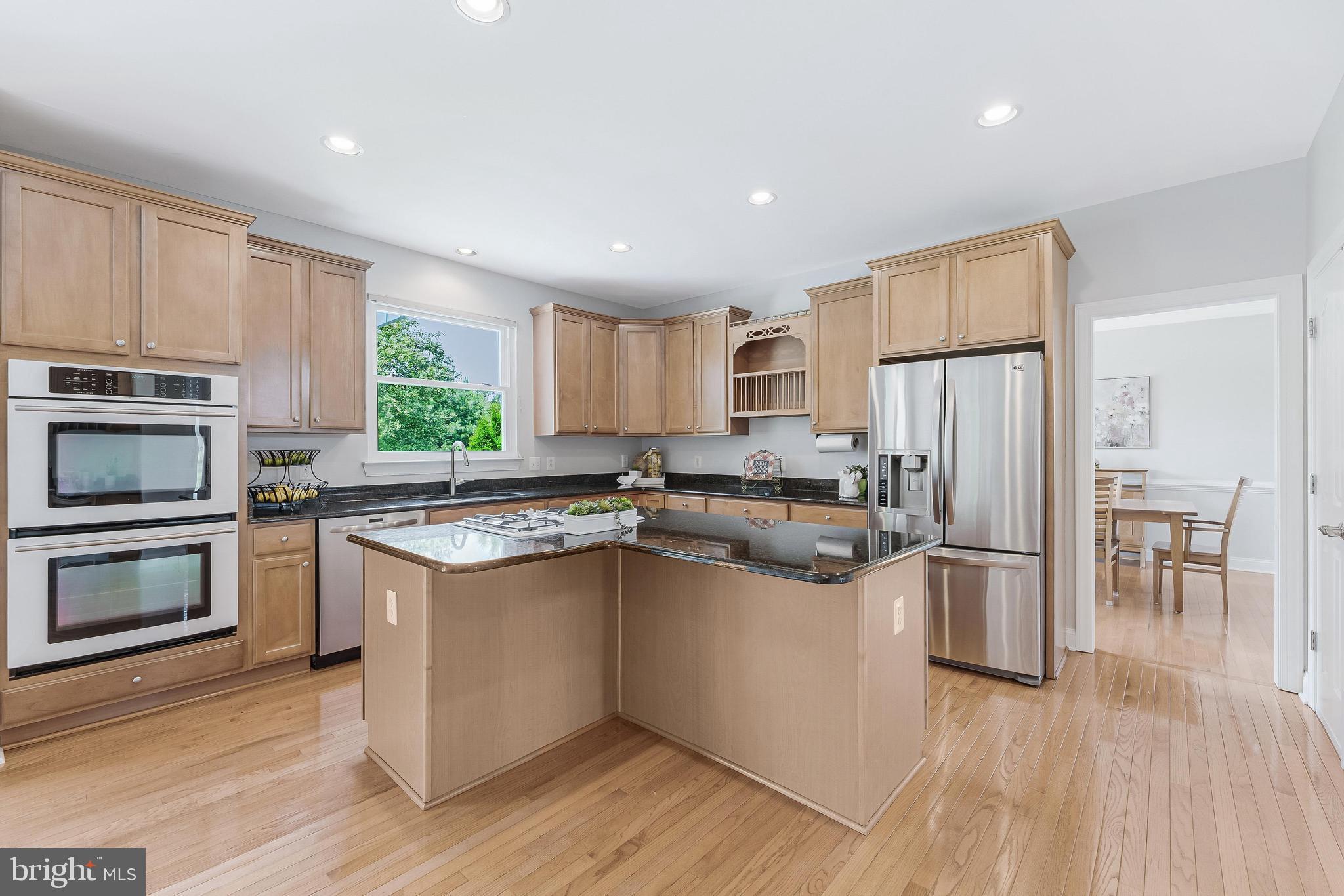 DUTCHMANS CREEK HAMLET - Residential