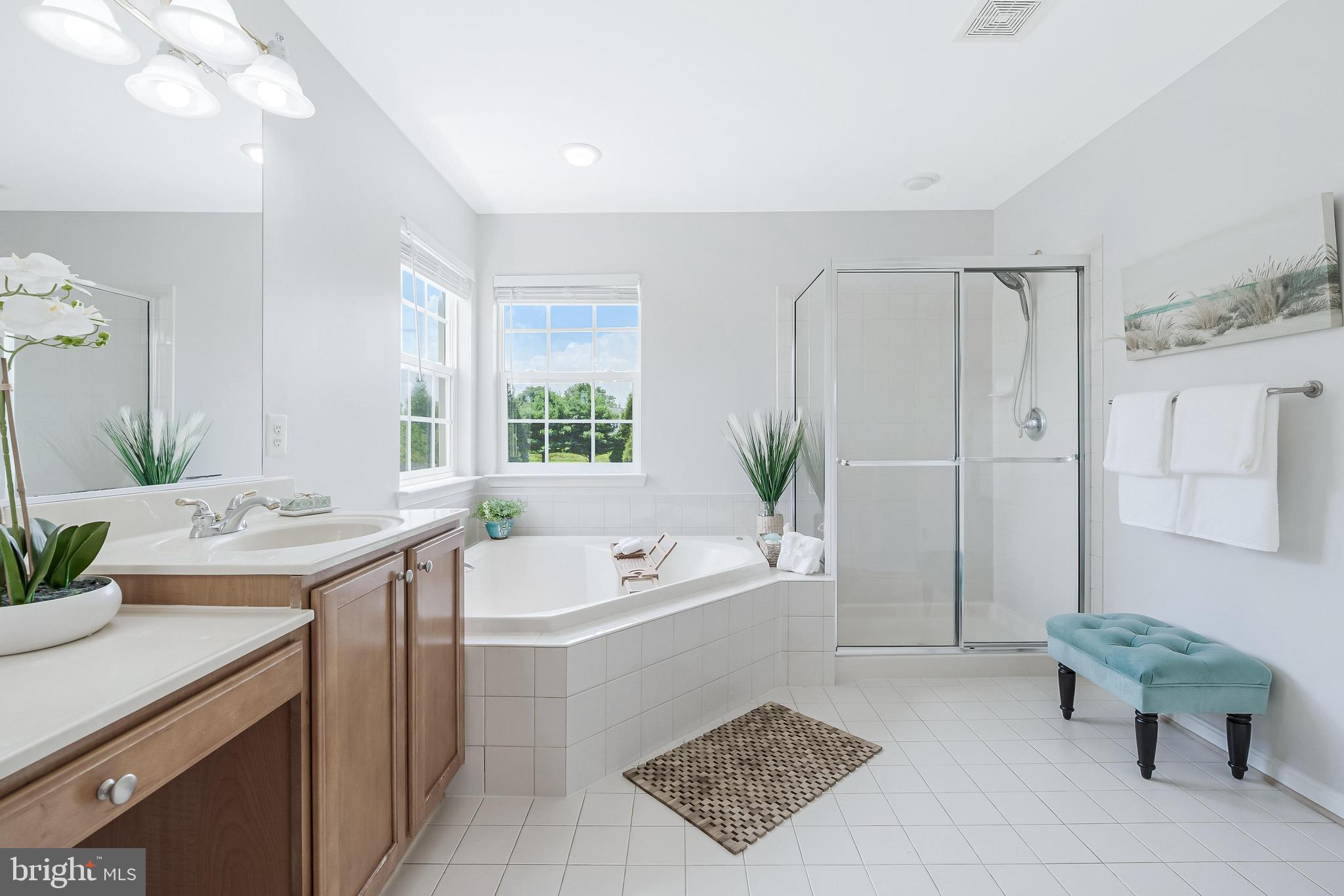 DUTCHMANS CREEK HAMLET - Residential