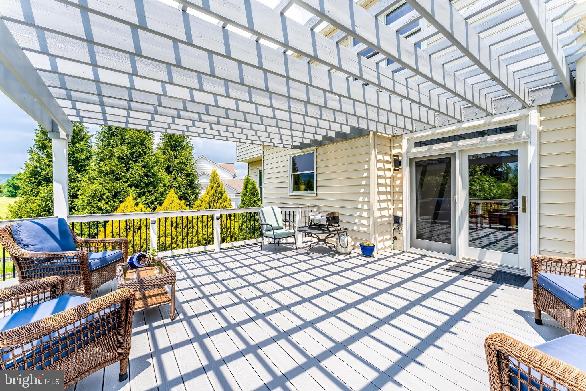 DUTCHMANS CREEK HAMLET - Residential