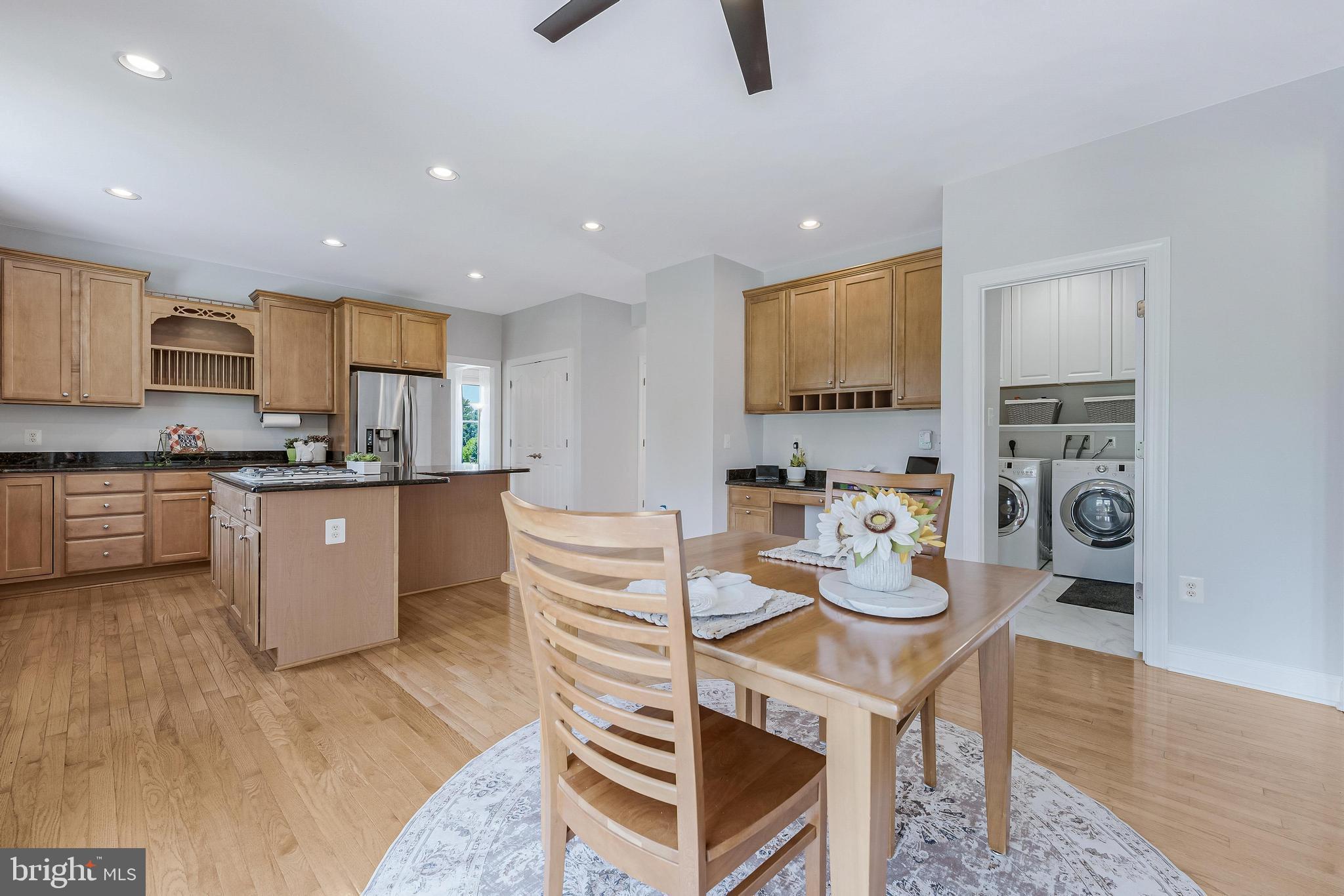 DUTCHMANS CREEK HAMLET - Residential