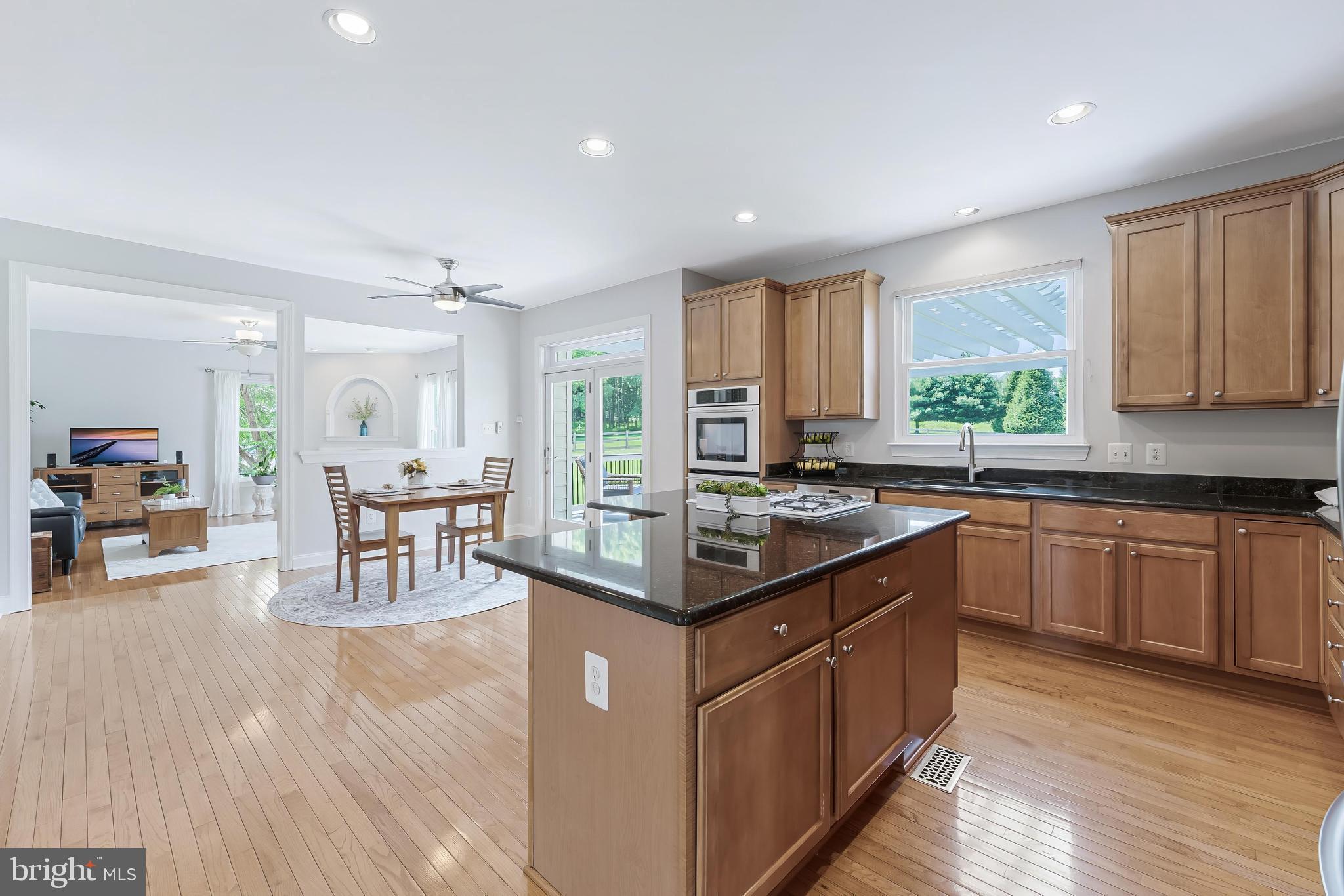 DUTCHMANS CREEK HAMLET - Residential