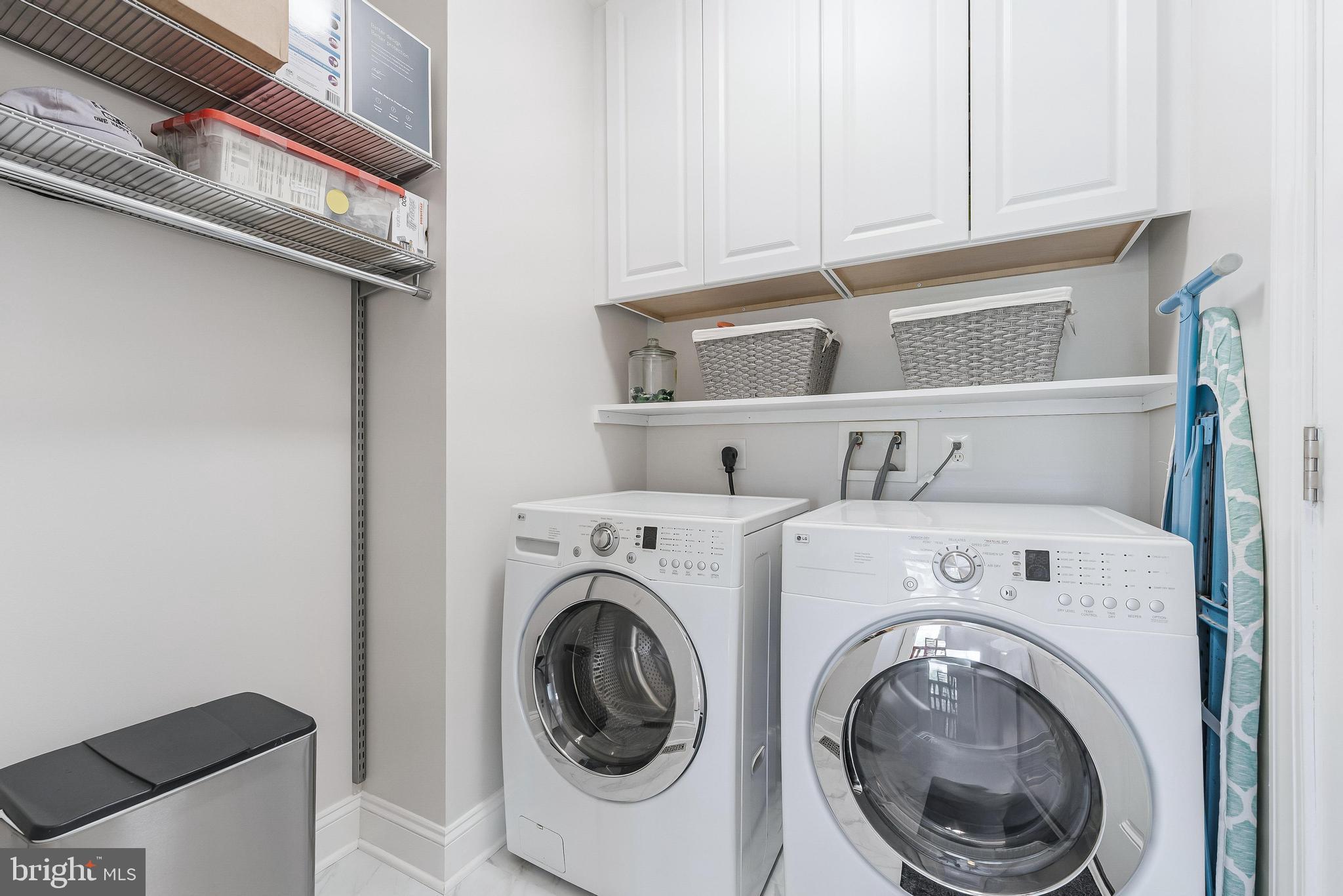 DUTCHMANS CREEK HAMLET - Residential