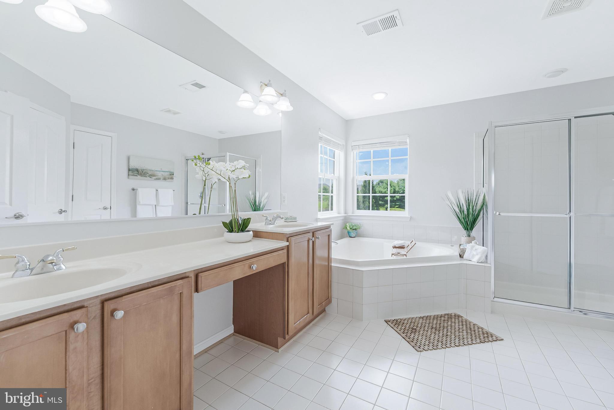 DUTCHMANS CREEK HAMLET - Residential