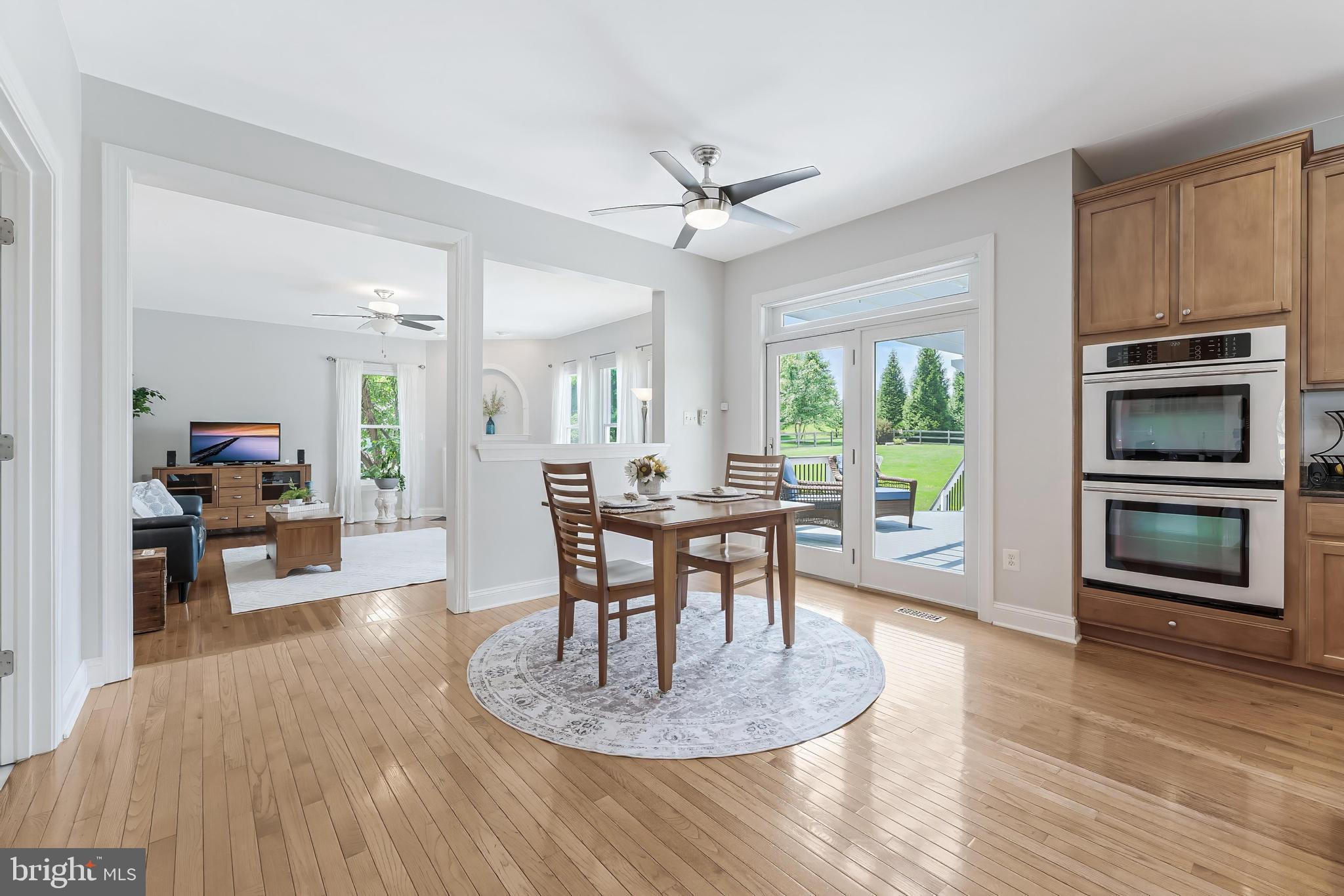 DUTCHMANS CREEK HAMLET - Residential