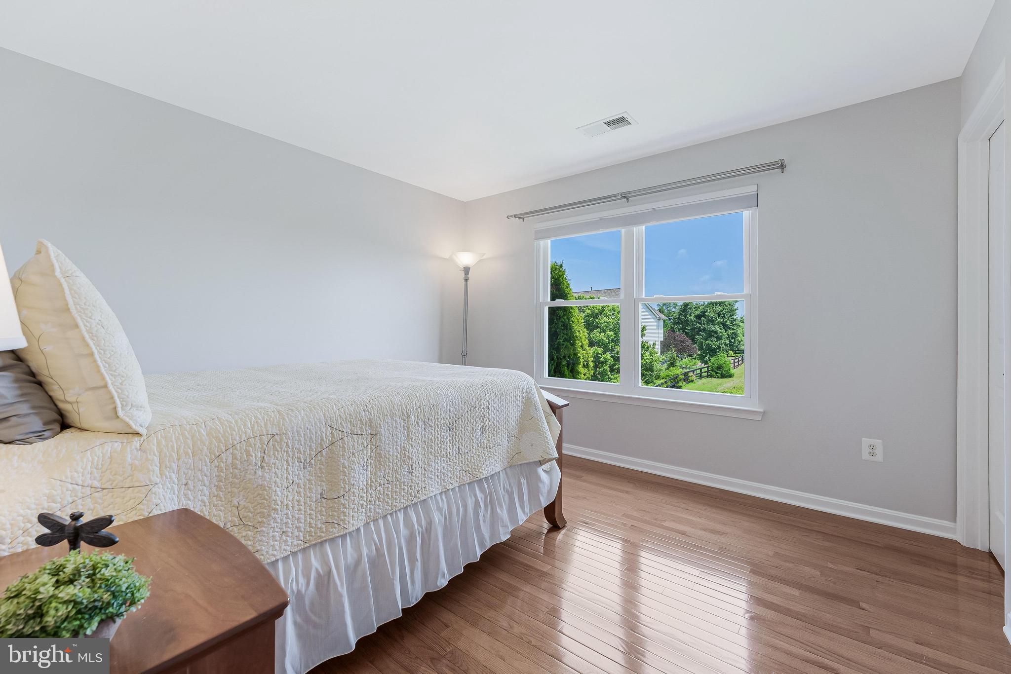 DUTCHMANS CREEK HAMLET - Residential