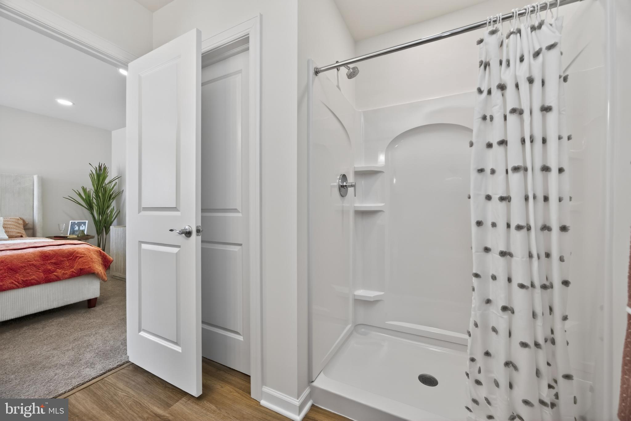 ARBOR PLACE - Residential